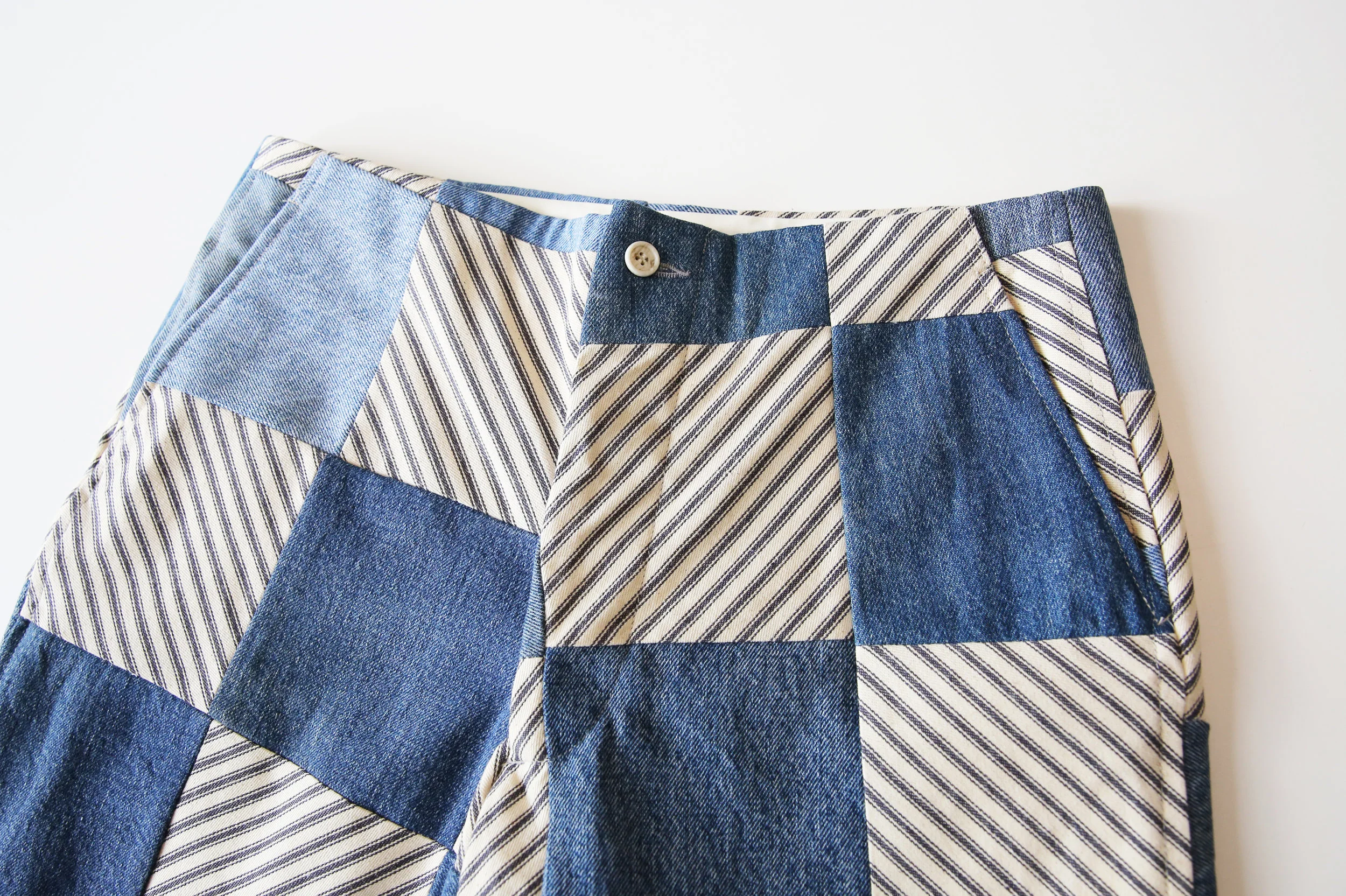 bode_patchwork_denim_trousers06.jpg