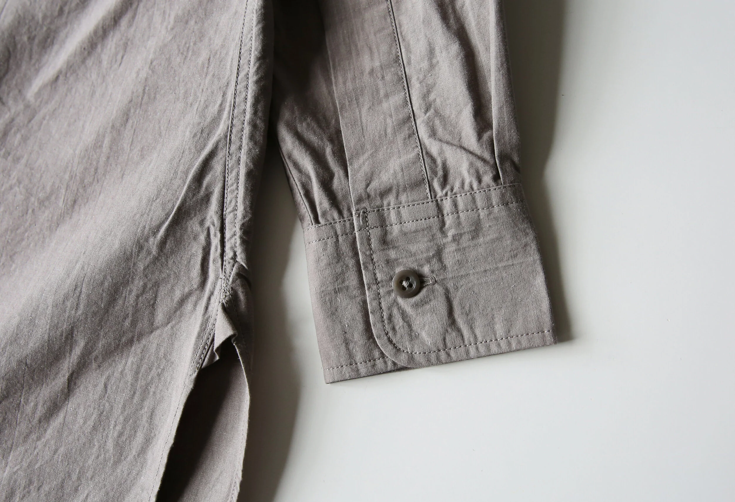 masterandco_standcollarshirt_02.jpg