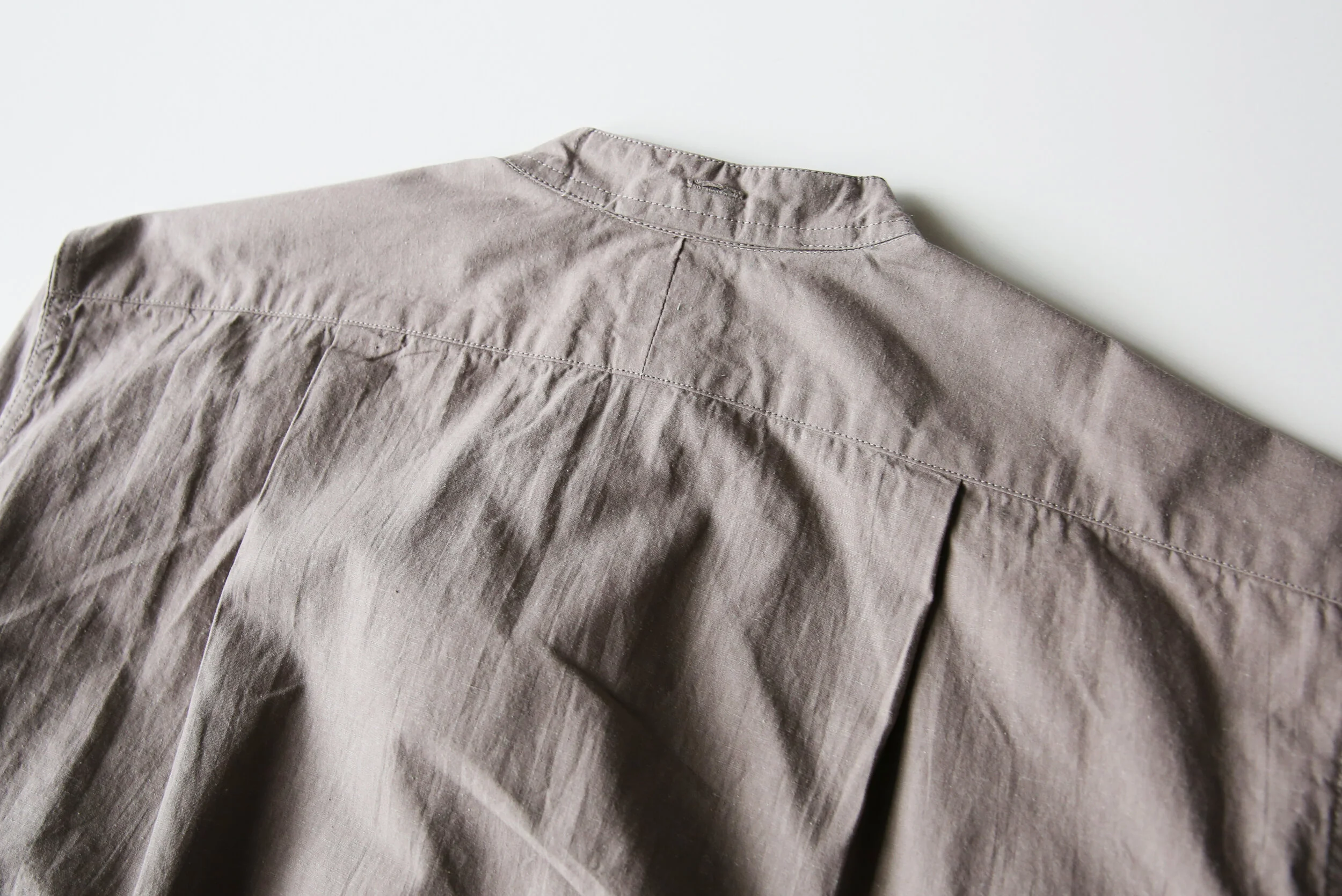 masterandco_standcollarshirt_03.jpg