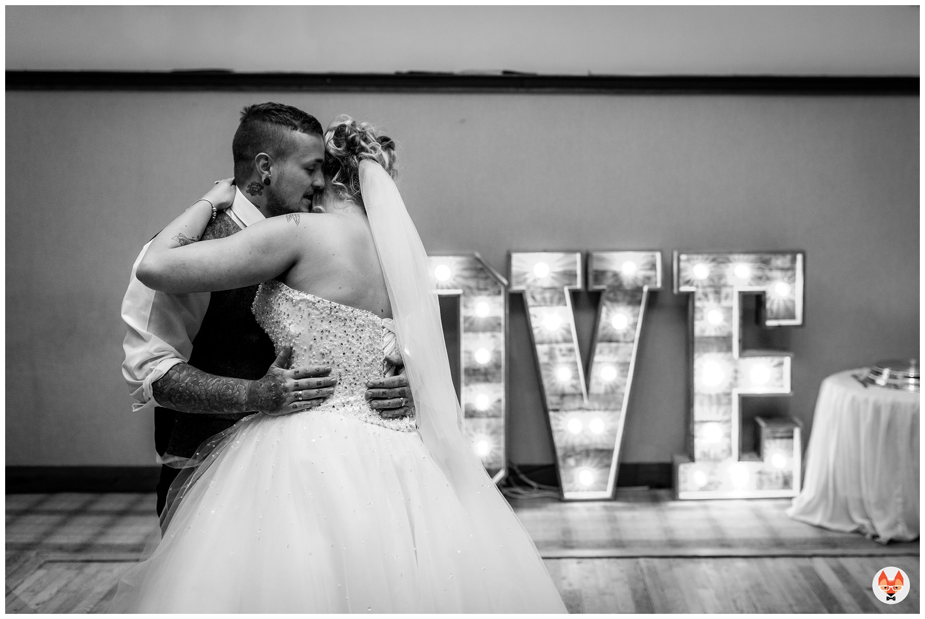 bride and groom doing their first dance