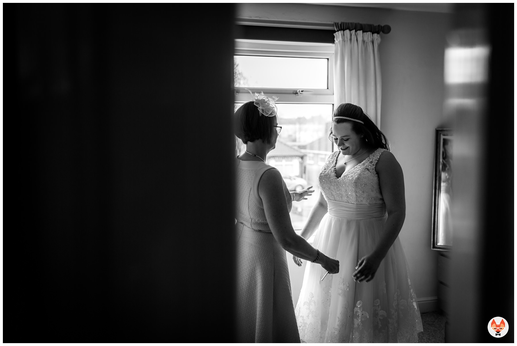 mum seeings bride in dress for first time