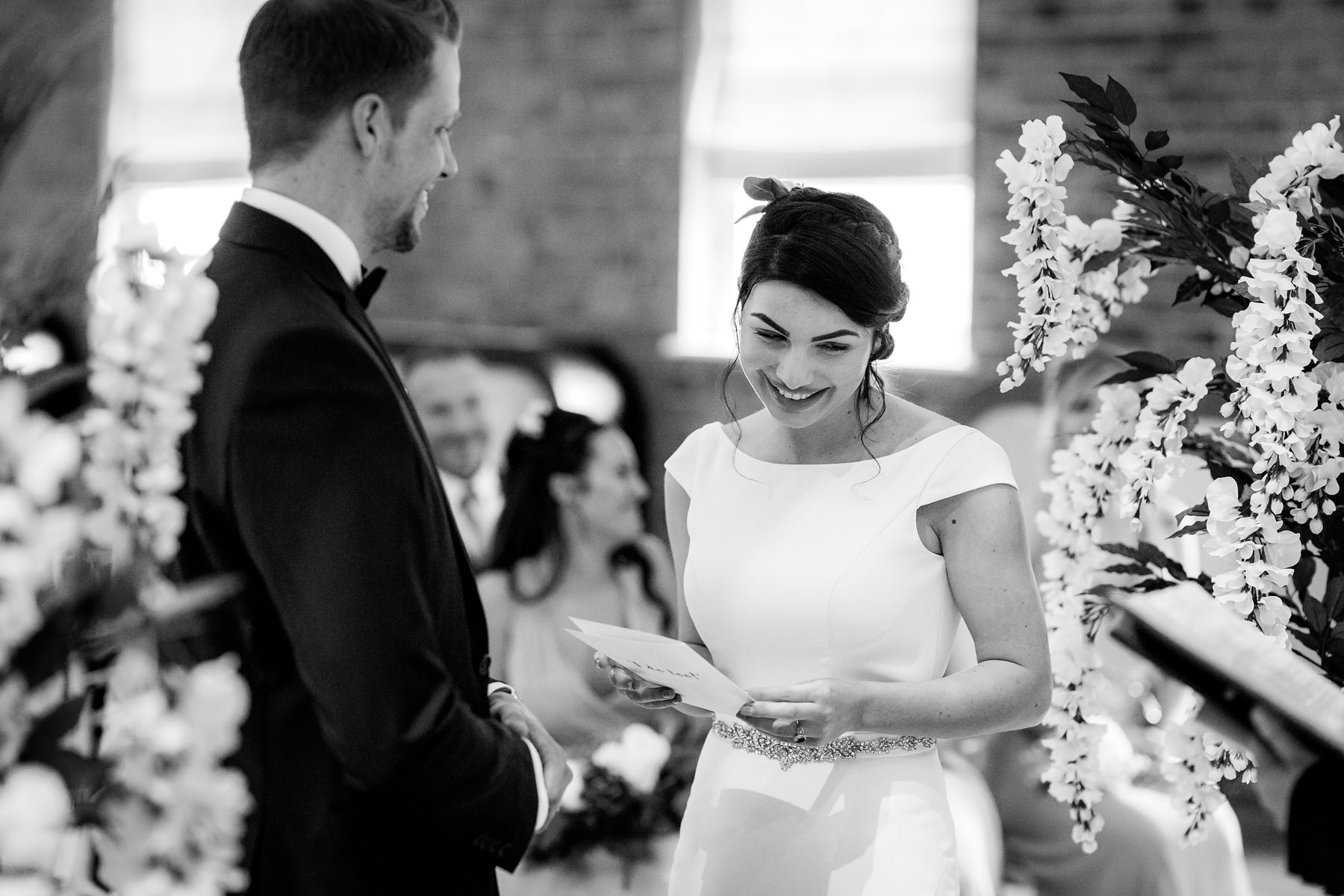 bride reading her vows