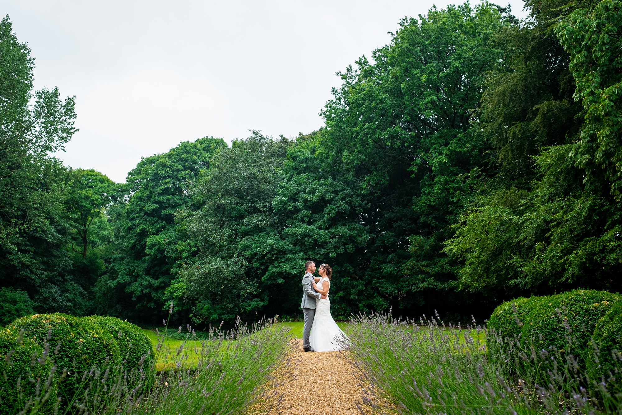 natural wedding portraits at ashfield house