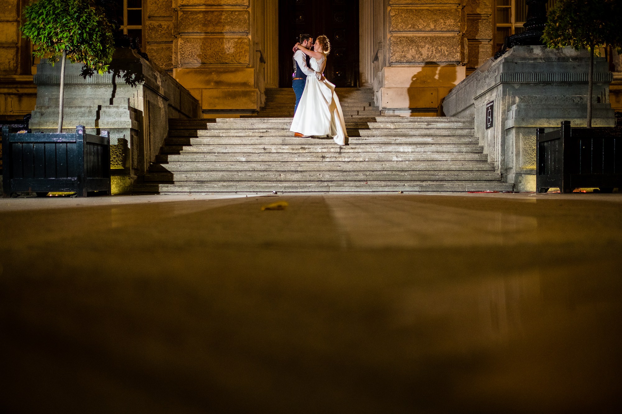 oh me, oh my wedding photographer