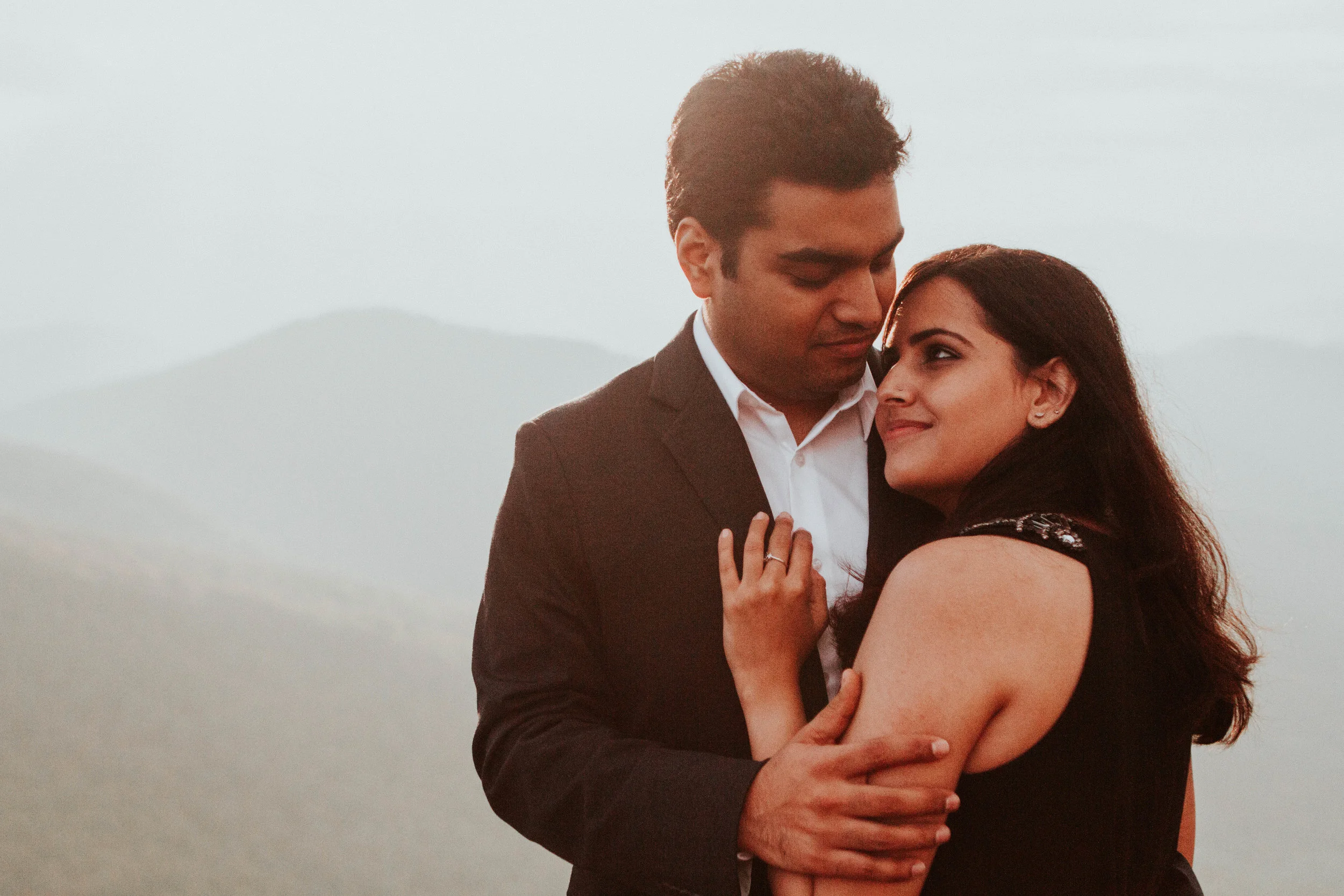 Charu & Sid_2870.jpg