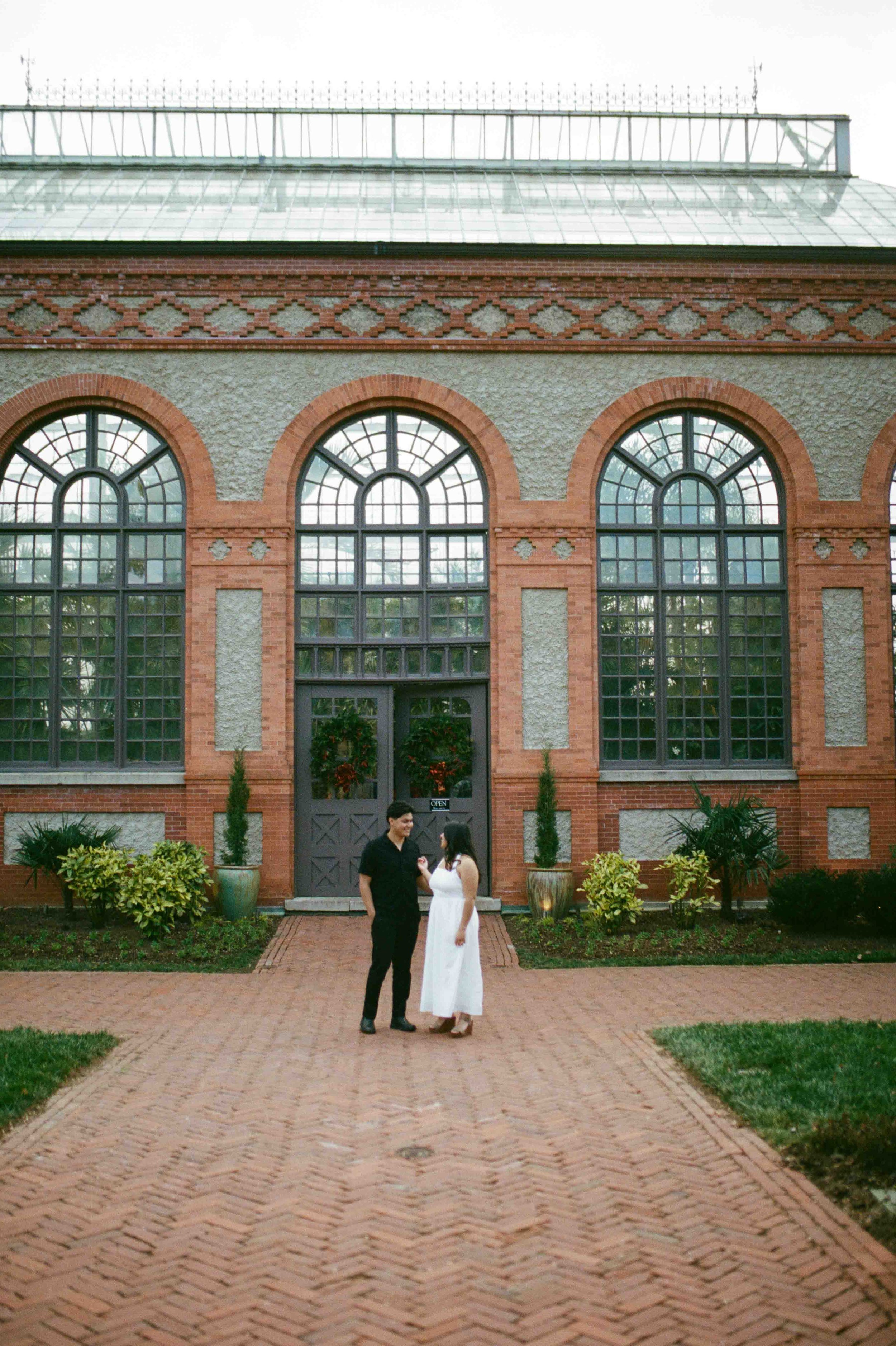 film-biltmore-engagement-photos-3.jpg