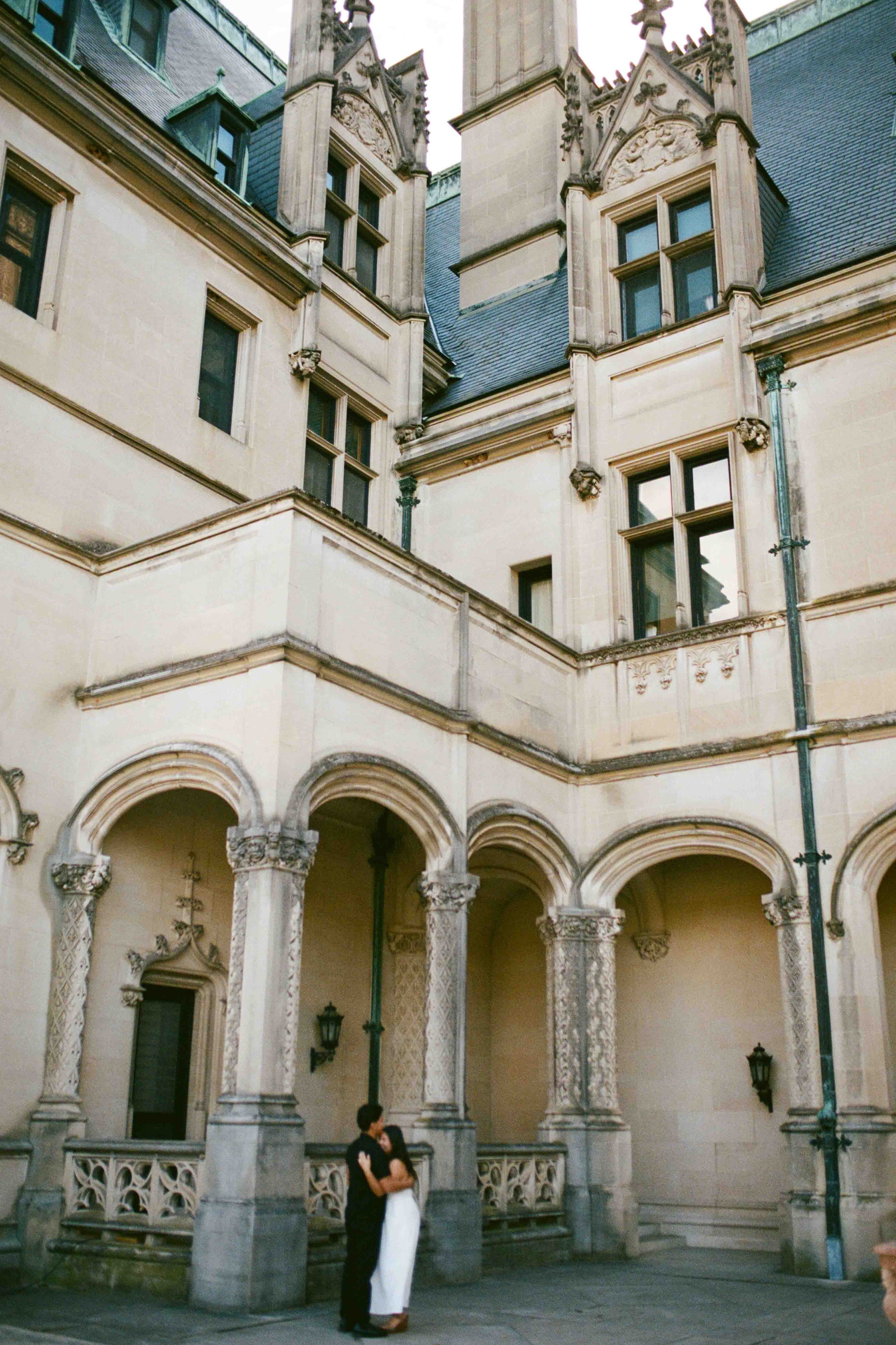 film-biltmore-engagement-photos-21.jpg