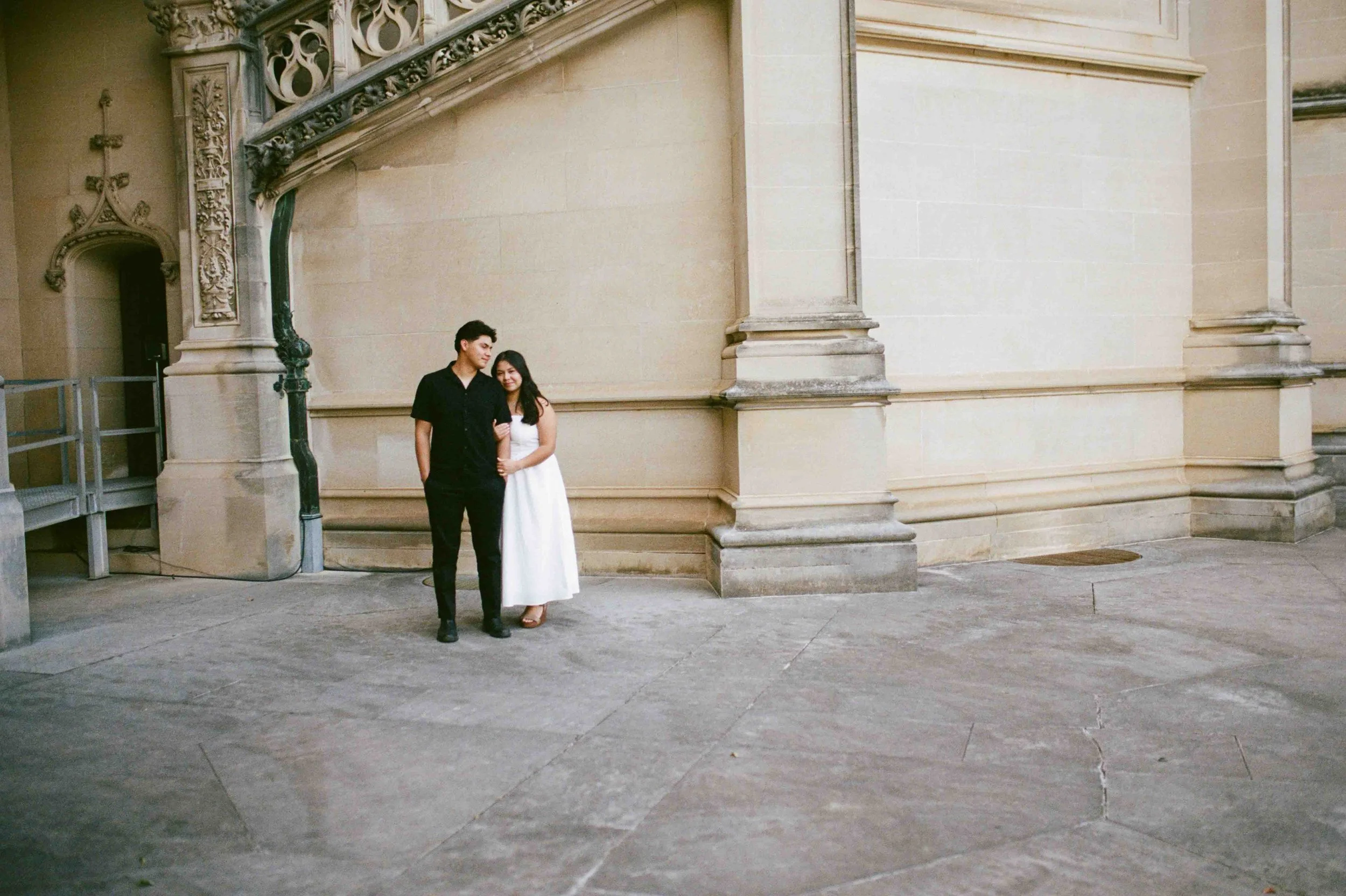 film-biltmore-engagement-photos-30.jpg