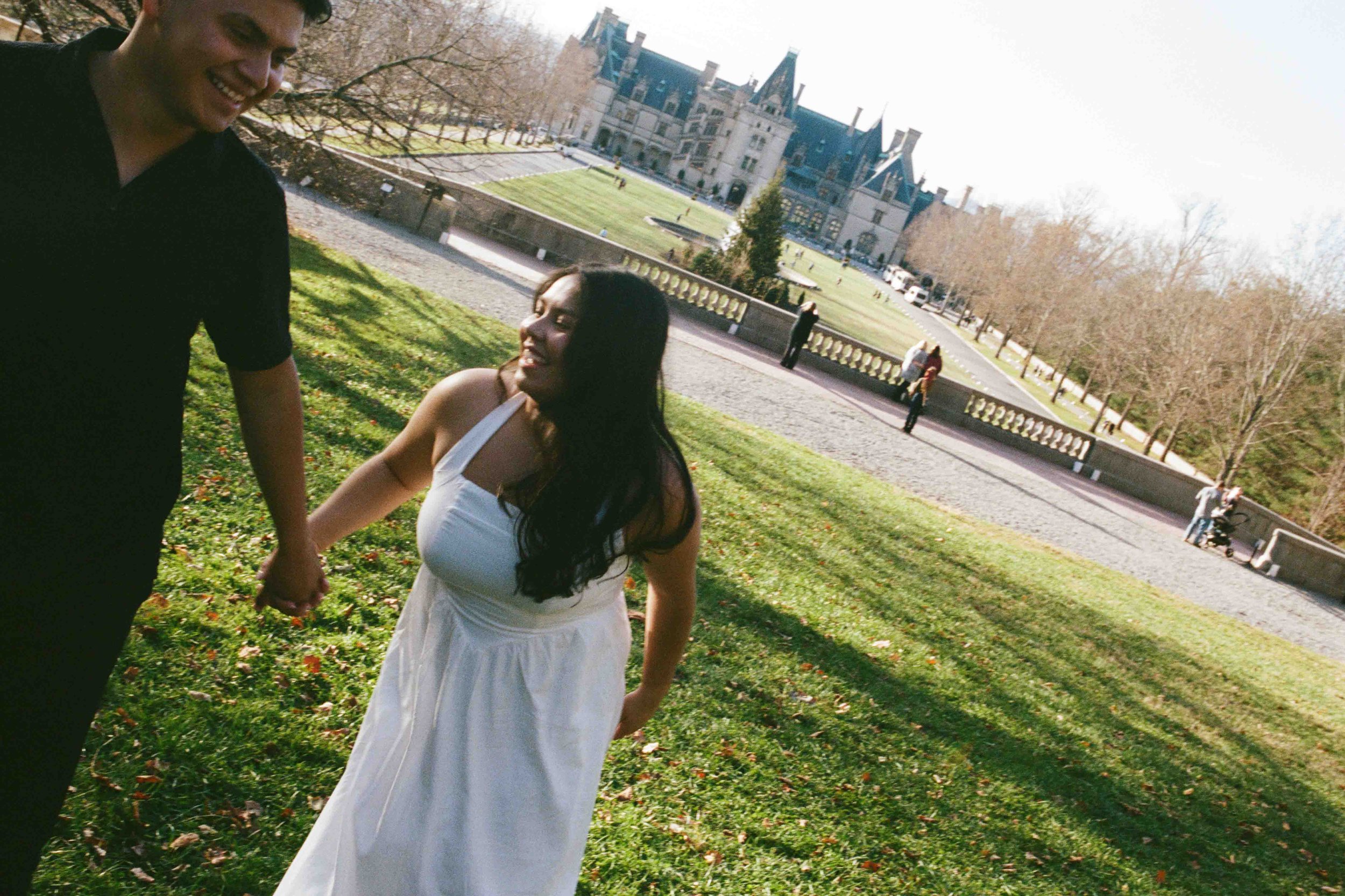 film-biltmore-engagement-photos-49.jpg