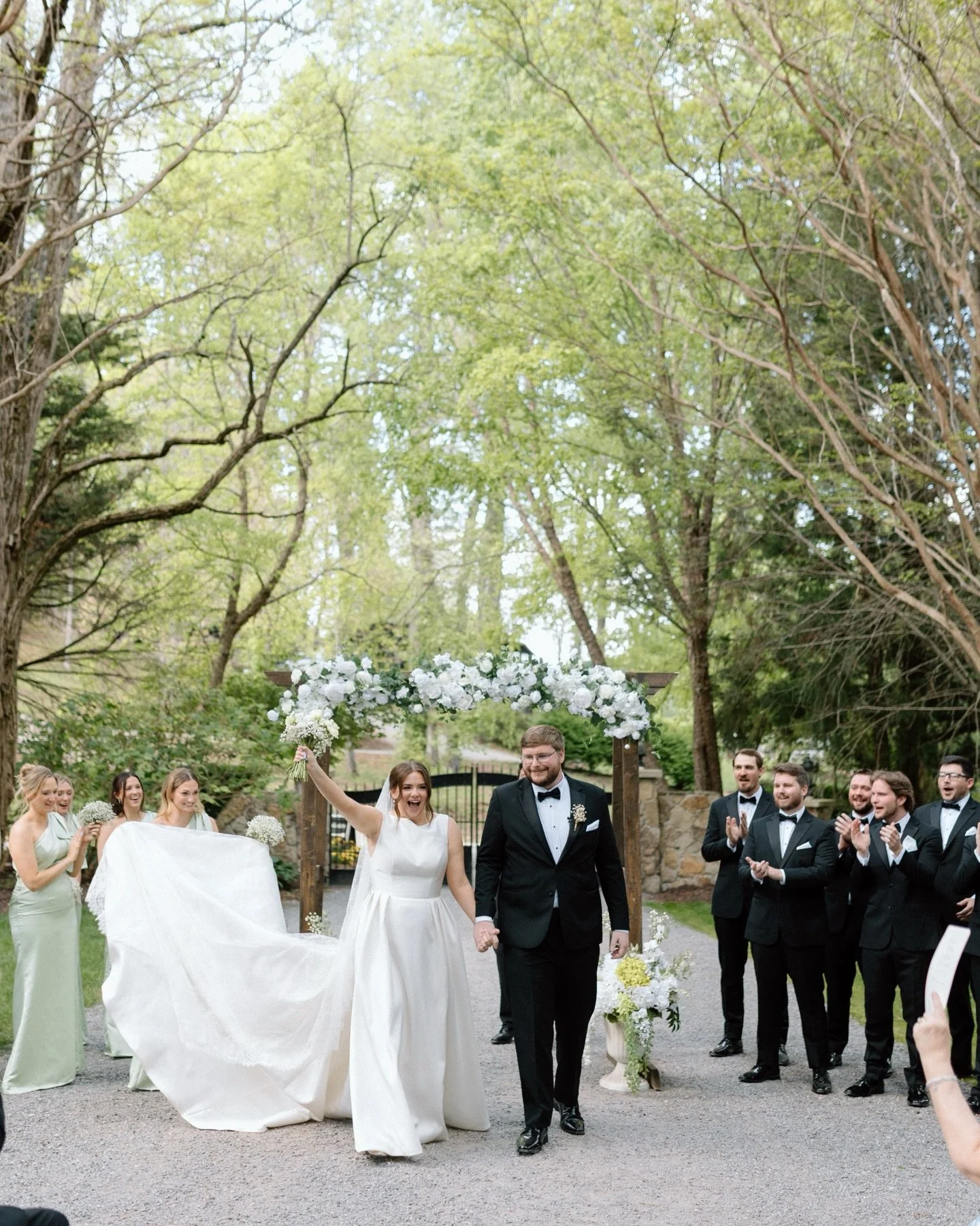 I&rsquo;m a firm believer that you can tell a lot about the quality of a person by the quality of people that show up for them. And Michael &amp; Emma? Cream of the crop. 10/10. The most sincere &amp; enjoyable there is. Their entire day &amp; team &