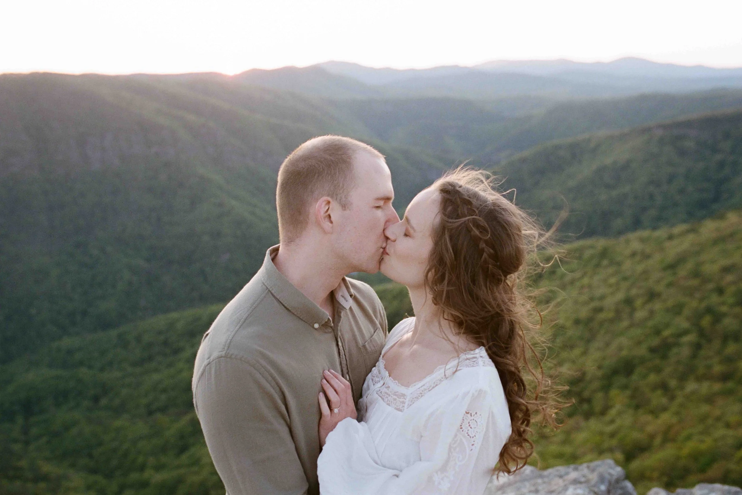 linville gorge film engagement-21.jpg
