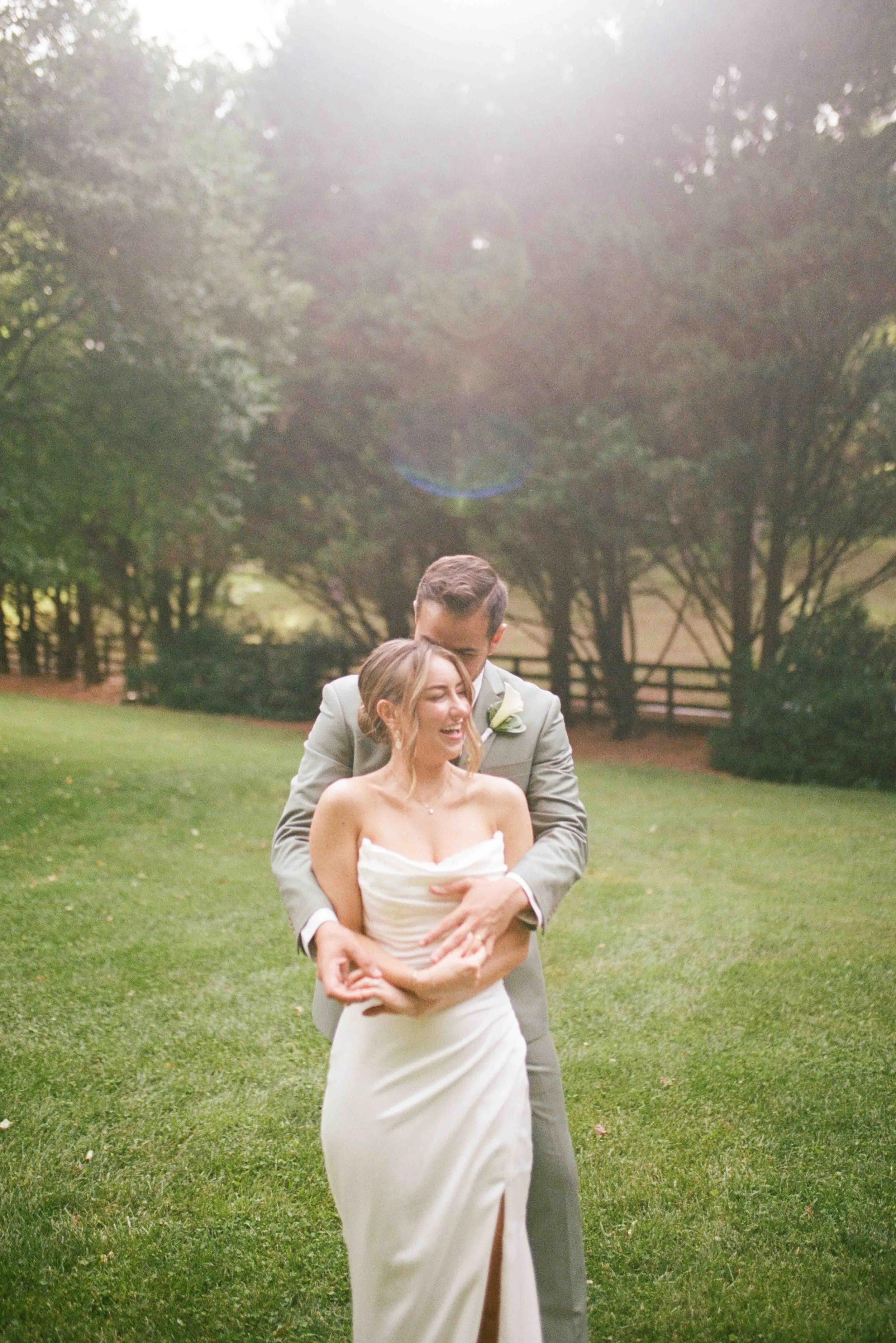 hawkesdene wedding film photos-39.jpg