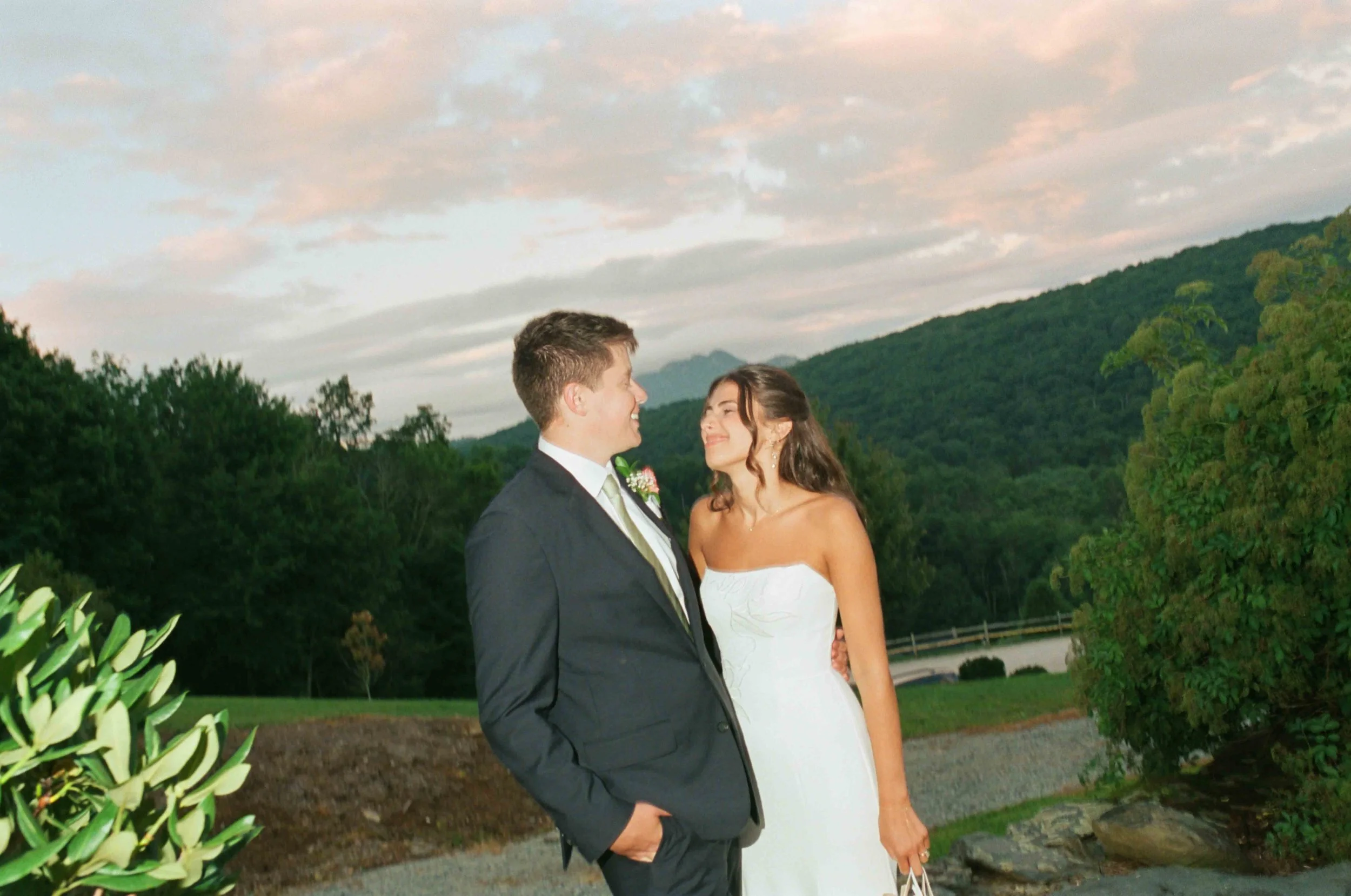 Film Boone Summer Wedding-149.jpg