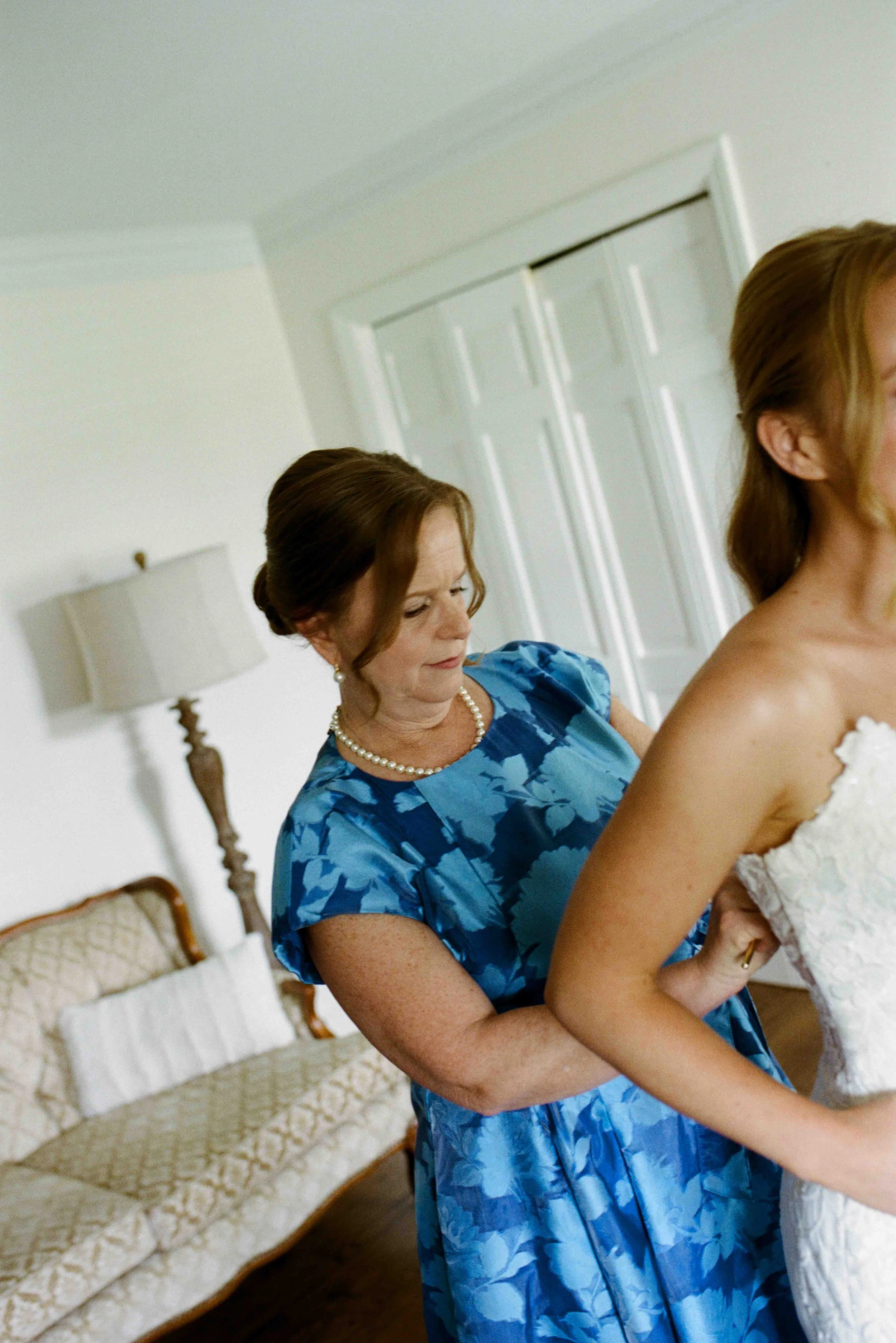 charlotte-film-wedding-candid-photography-12.jpg