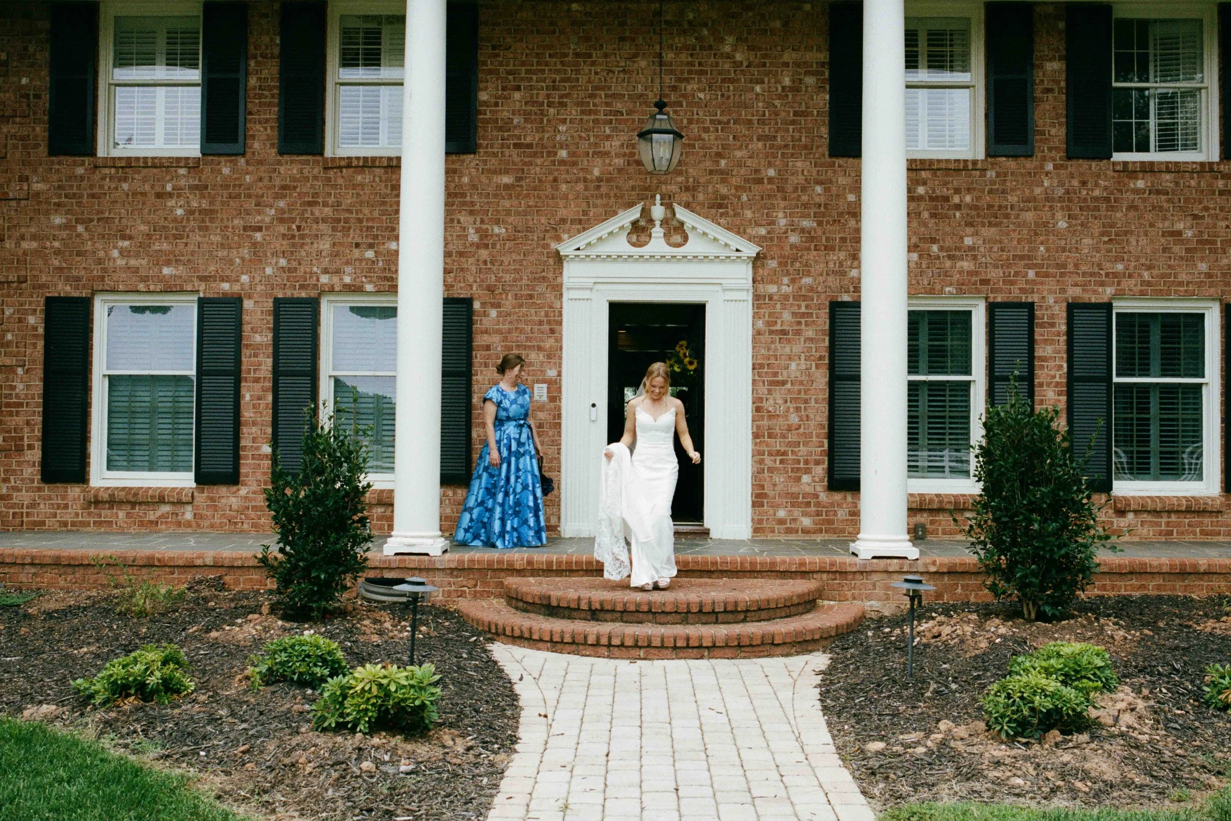 charlotte-film-wedding-candid-photography-20.jpg