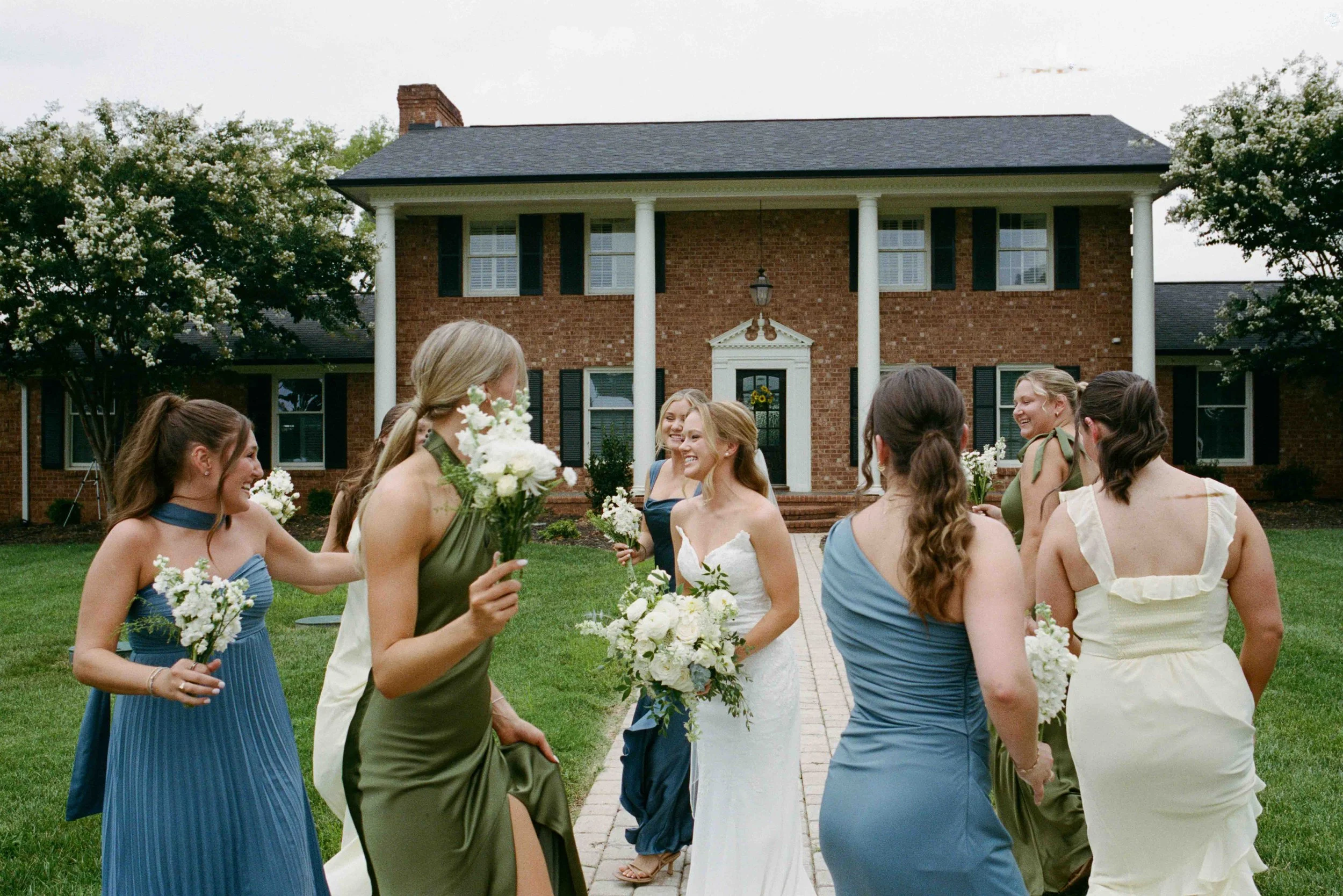 charlotte-film-wedding-candid-photography-36.jpg
