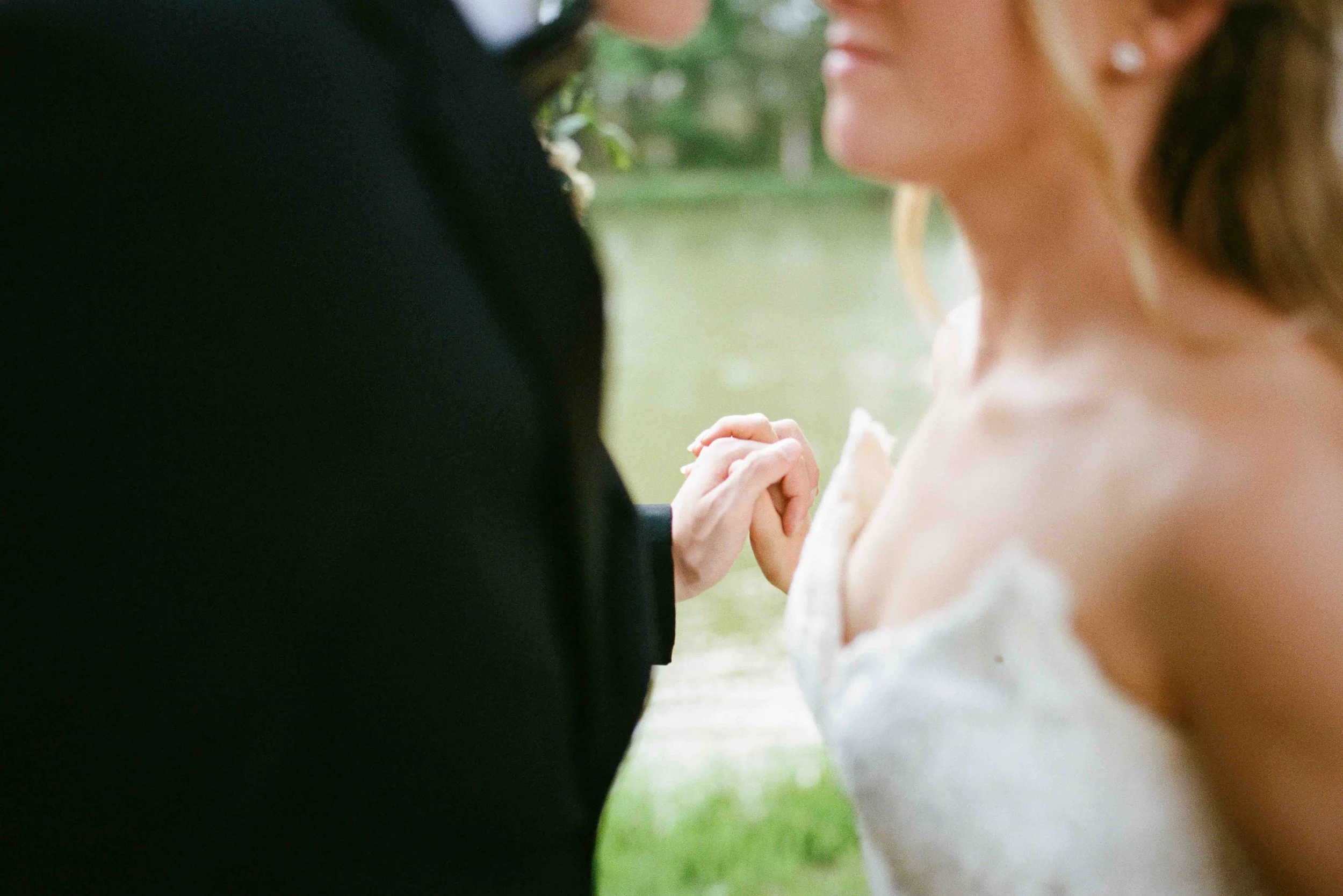 charlotte-film-wedding-candid-photography-74.jpg