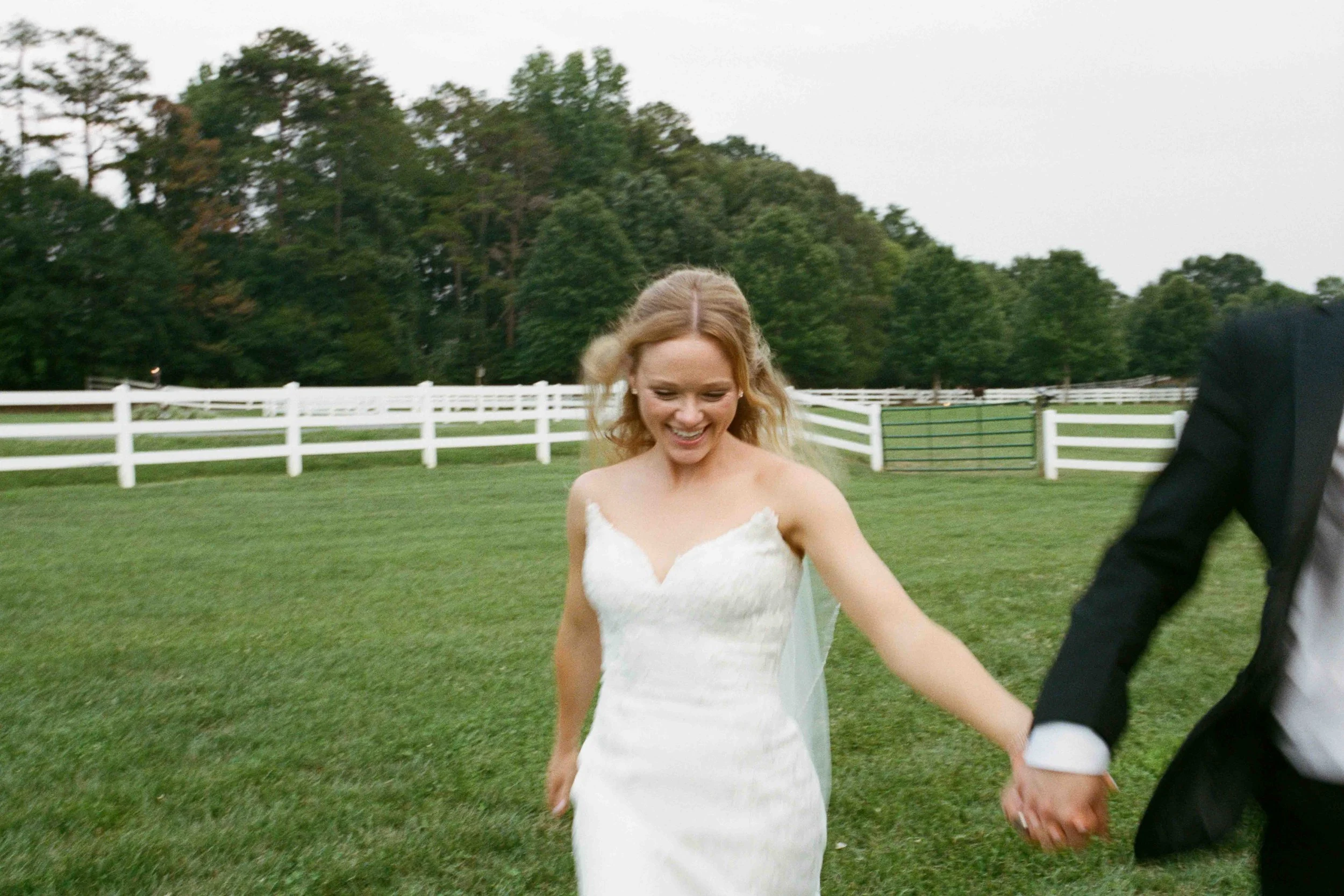charlotte-film-wedding-candid-photography-96.jpg