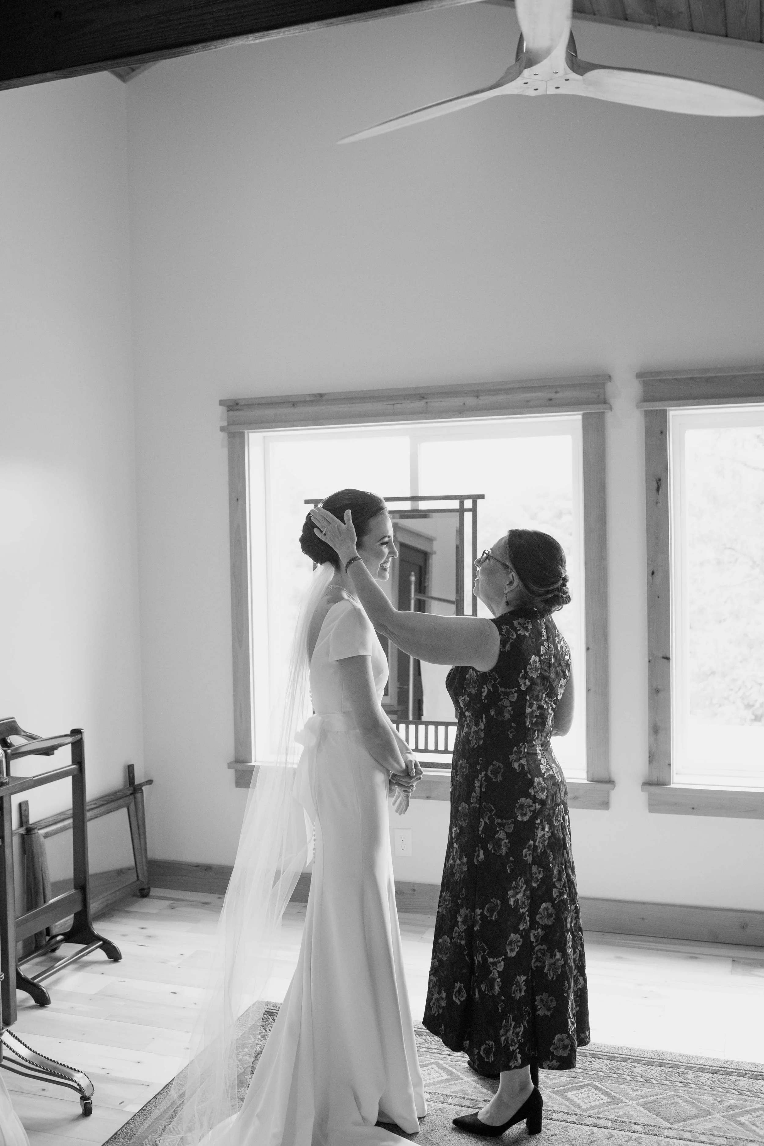 bride and mother-1.jpg