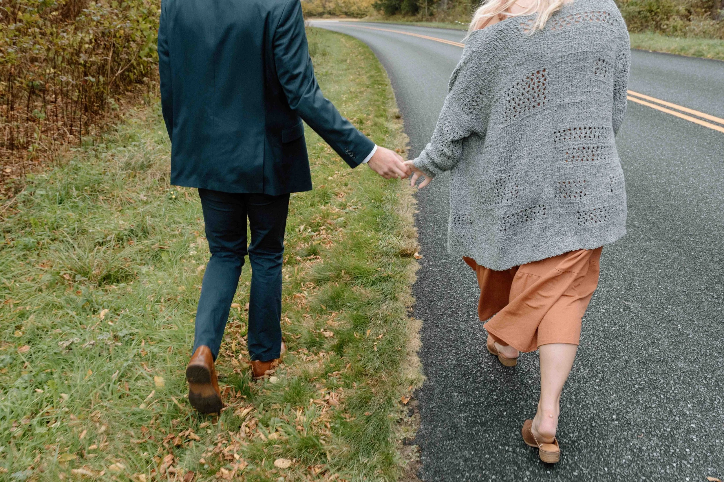 blue ridge parkway fog engagement-124.jpg