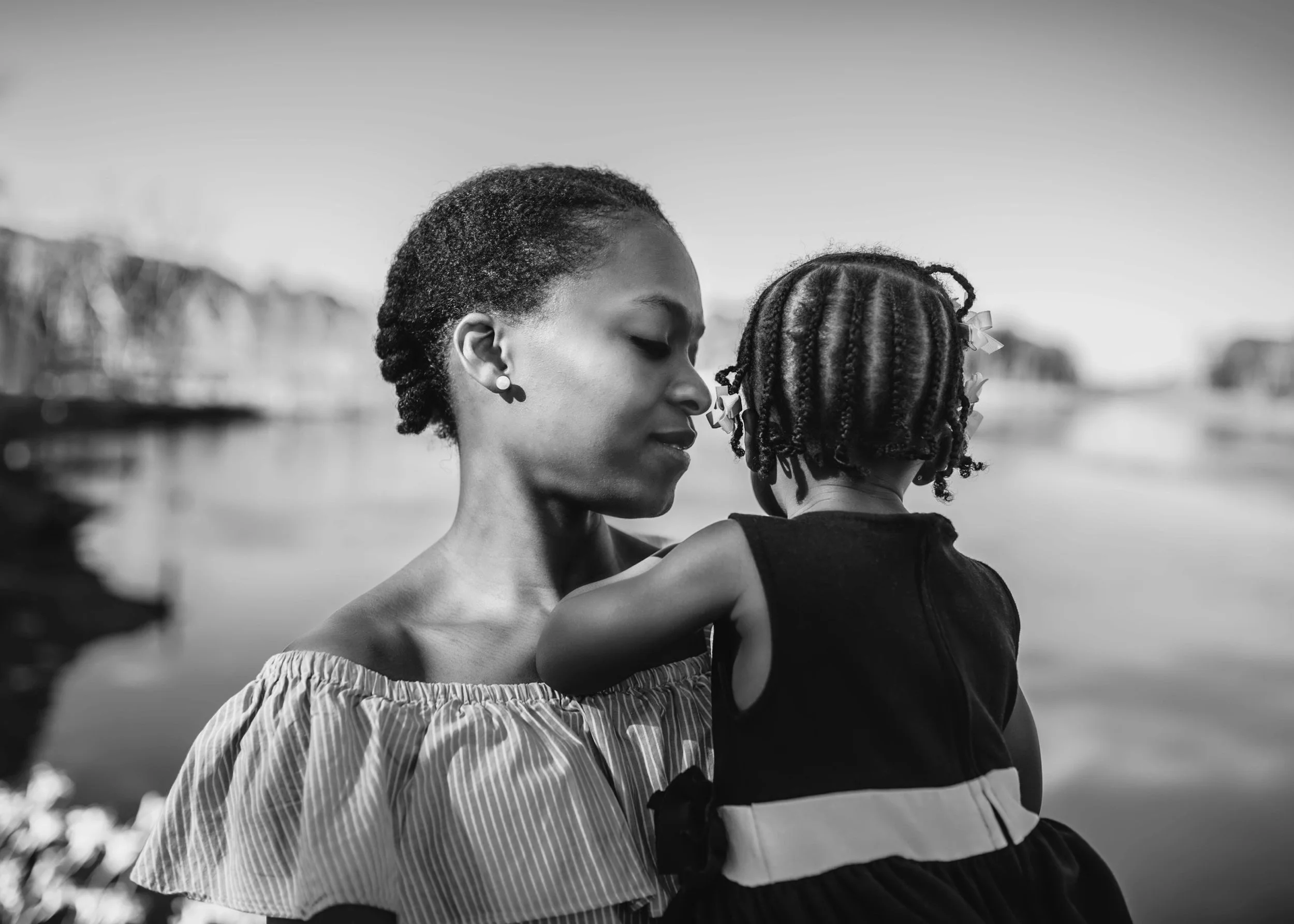 Ojo_July_2018_B-239_Beautiful_Natural_Portraits_by_Award_Winning_Boston_Massachusetts_Family_Portrait_Photographer_Asher_and_Oak_Photography.jpg