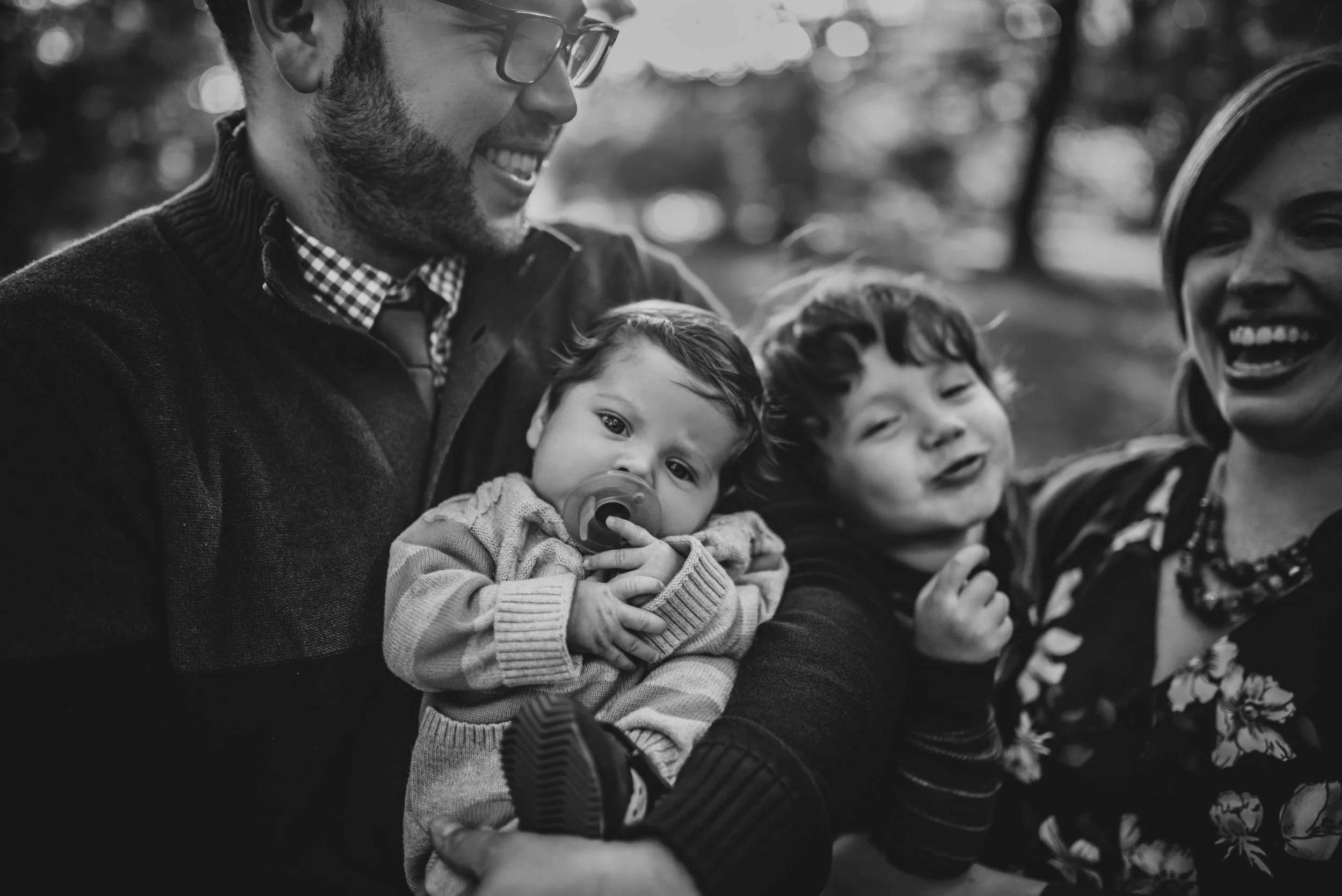 Fun and Relaxed Unposed Family Photos in Boston, MA