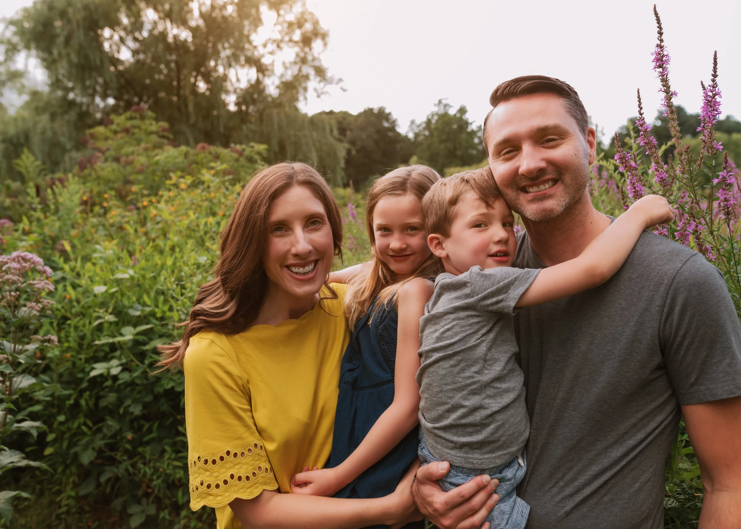 Berkshires_Western_Massachusetts_Pioneer_Valley_Family_Portrait_Photos_1V.jpg