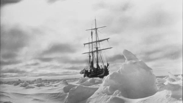 The Endurance trapped in the ice before reaching Antarctica. Photo from scienceonscreen.org