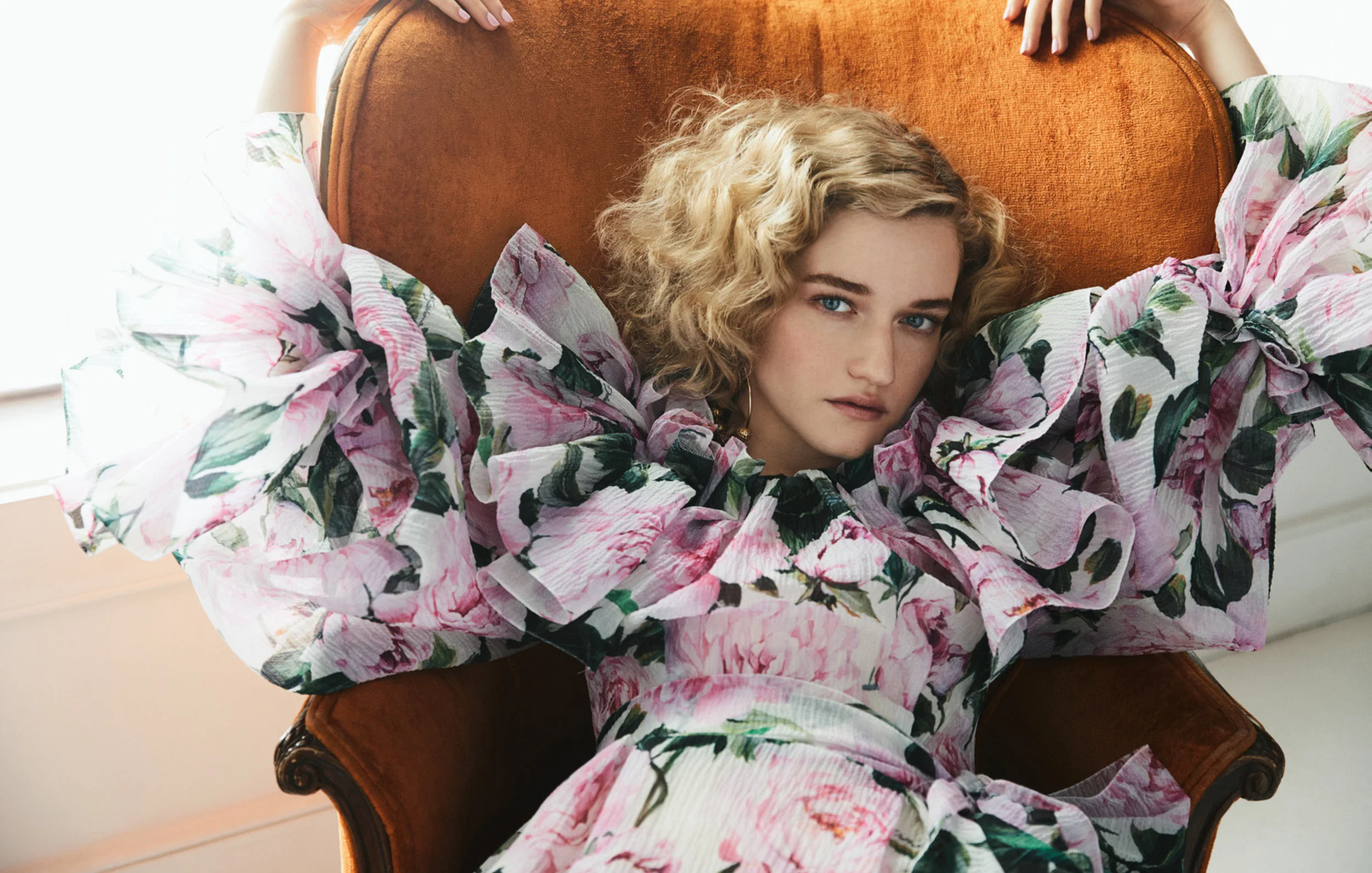 FASHION X JULIA GARNER