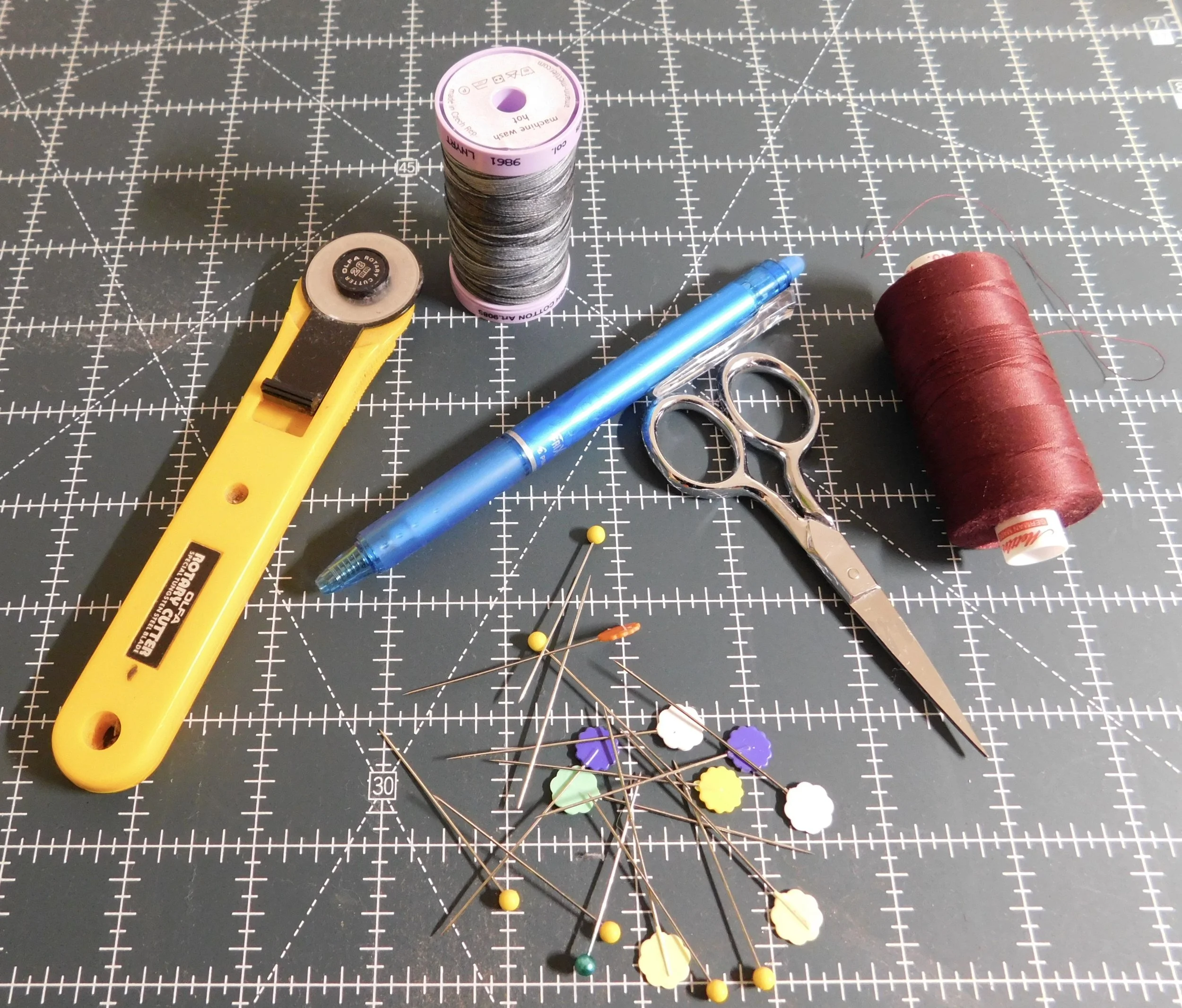 Skill Building: 12-Patch Tote Bag with Dionne Clabaugh  