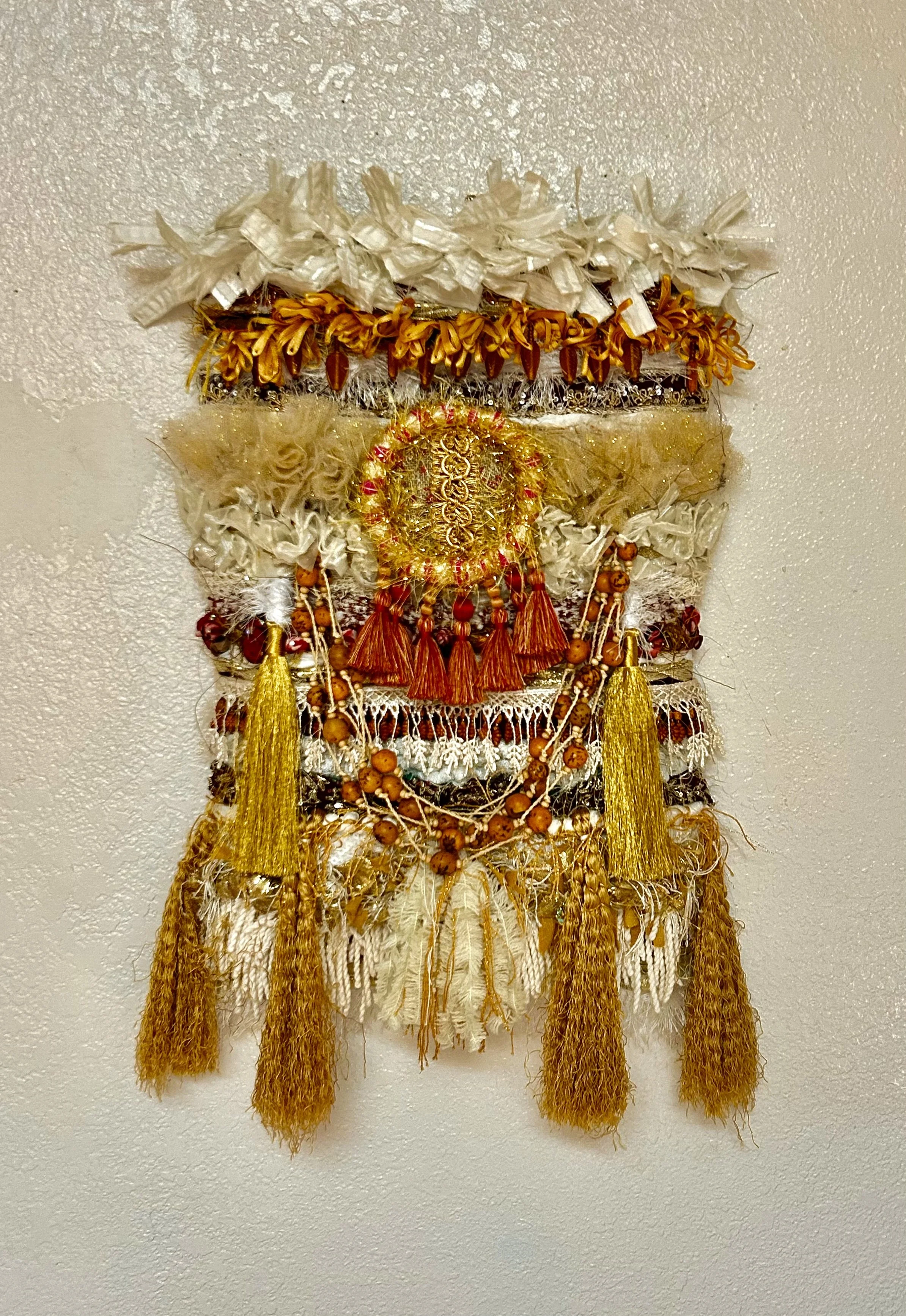 Ultra Textural Weaving on a Unique Substrate with Vicki Assegued