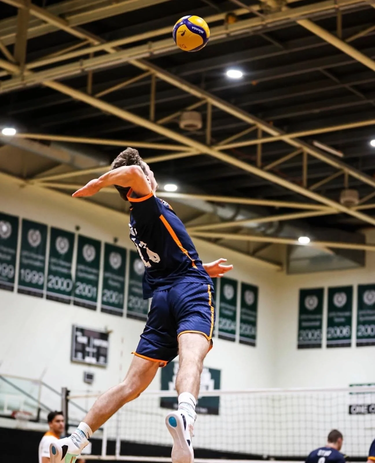 👌🏼 Built for hang time. Engineered for impact. 🏐

When every inch matters, performance gear makes the difference. ⚡

EVO Sportswear&nbsp;&ndash;&nbsp;Optimising Performance
🌐 Contact us to discuss your next custom kit:
marcus@evosportswear.com.au