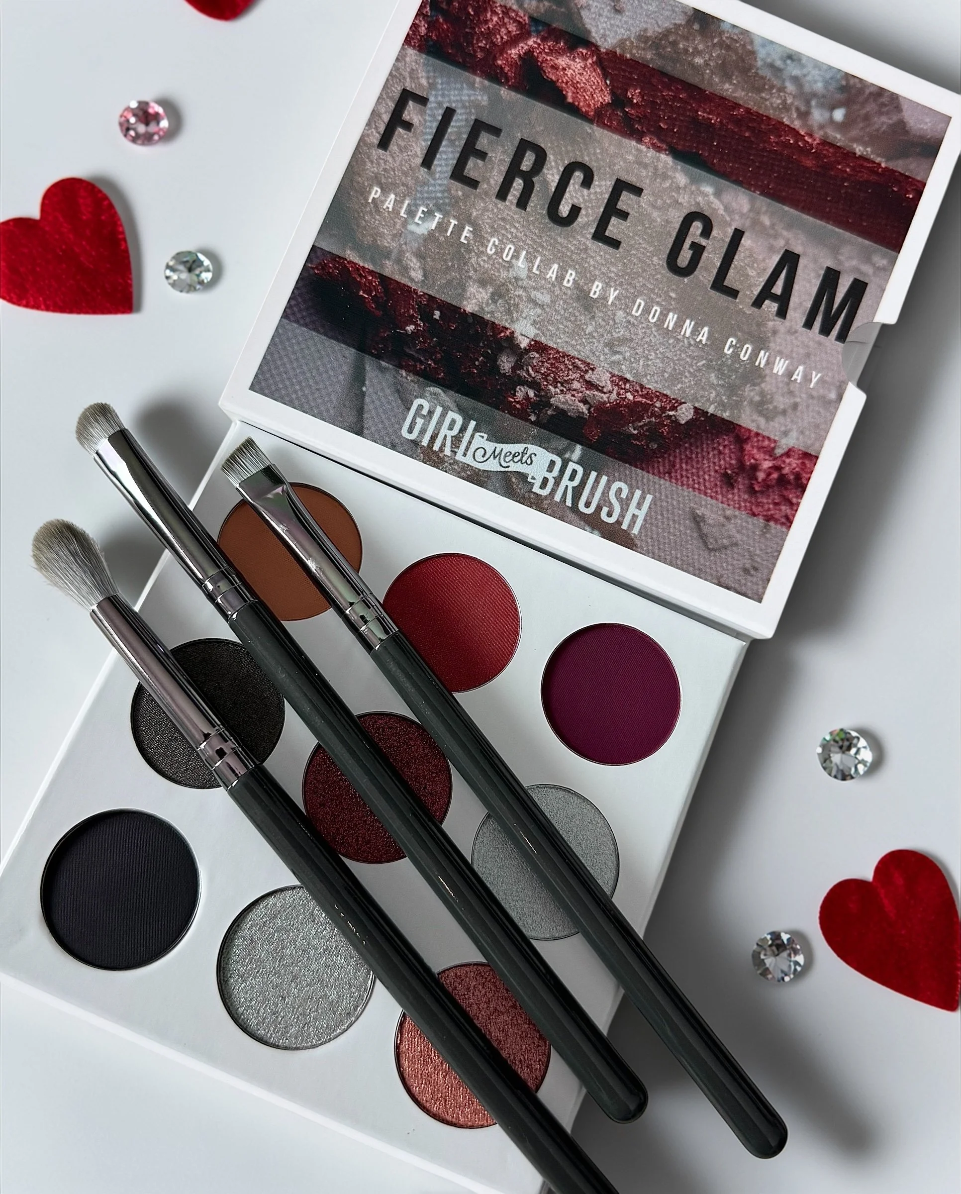 [Final Stock Offer] 'Fierce Glam' Palette Collab with MUA Donna Conway