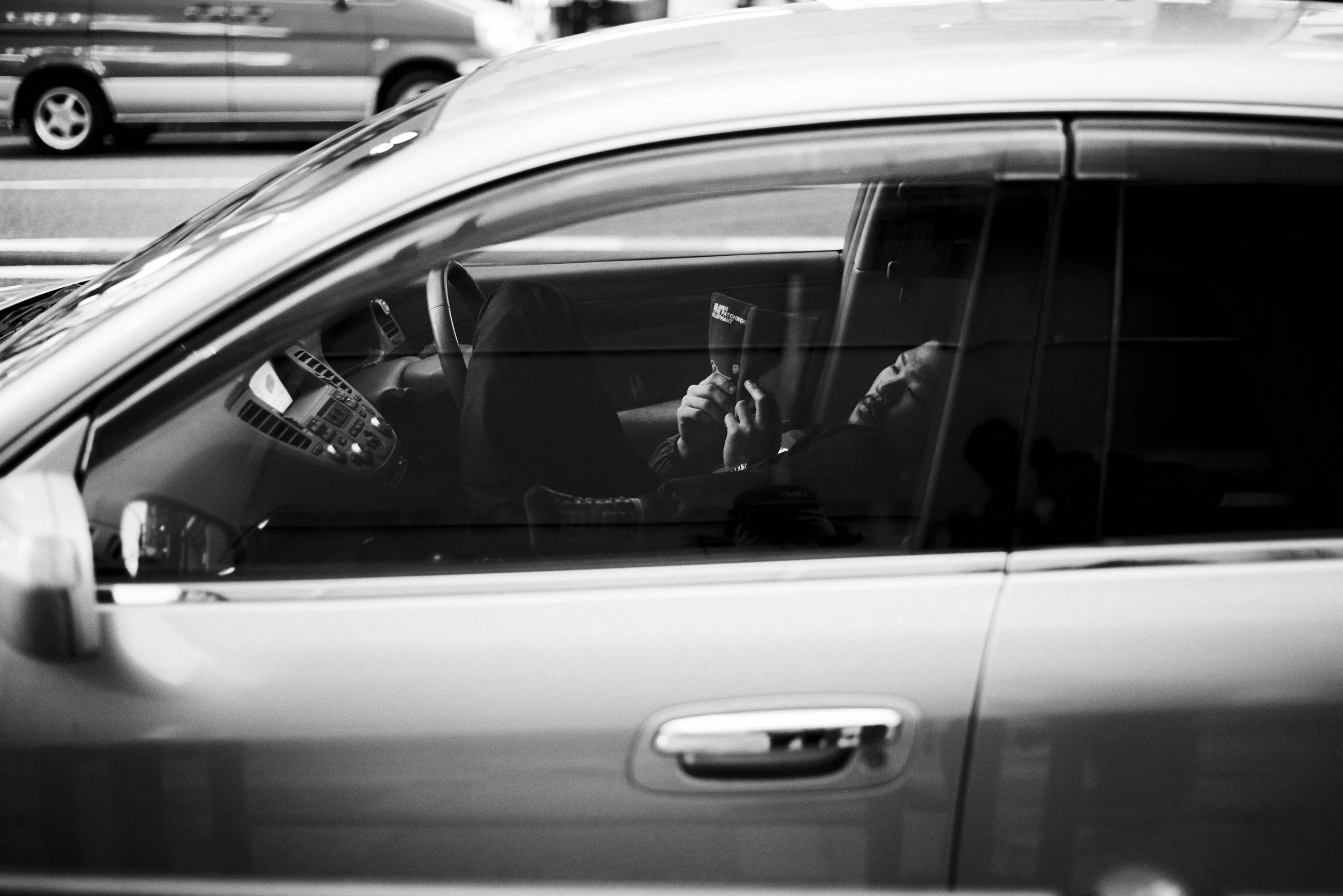 carreadbw.jpg