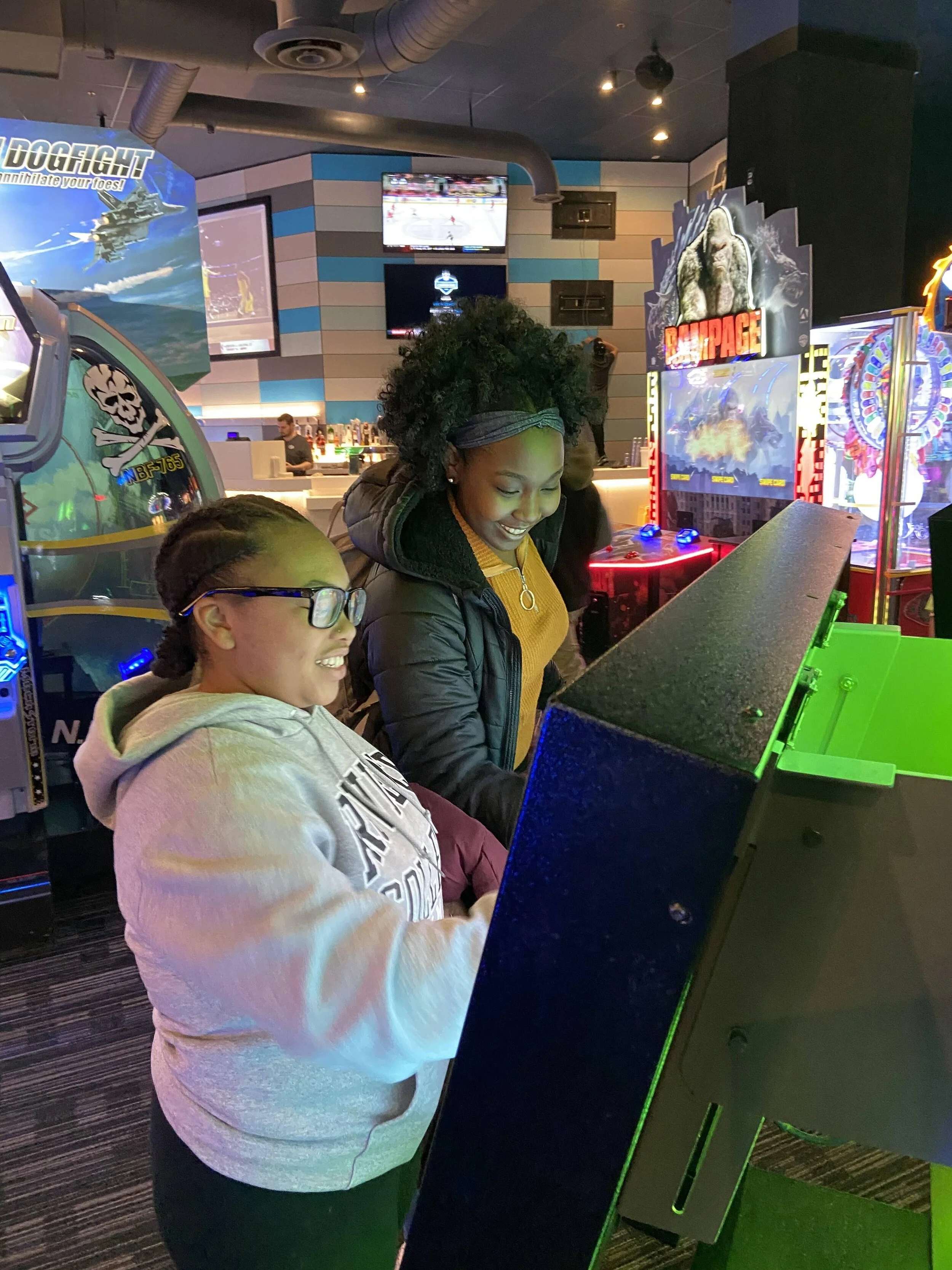 mood light speaker dave and busters