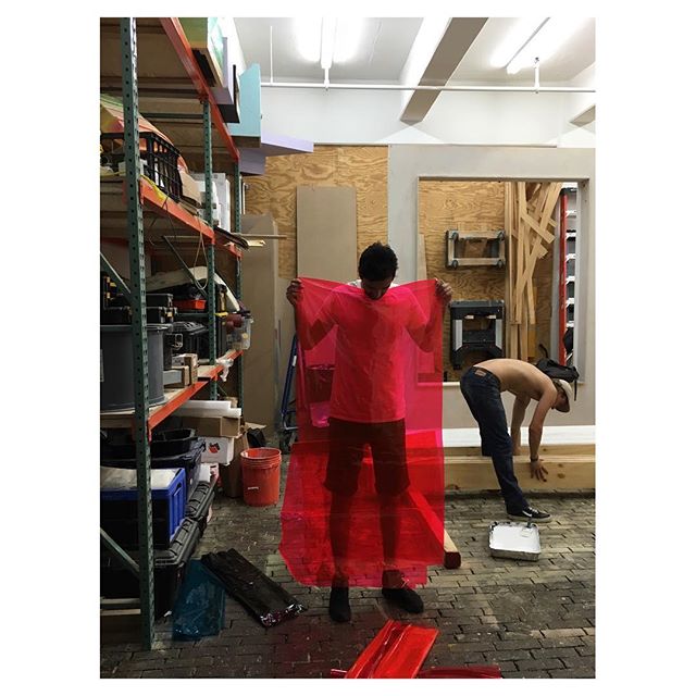 Pretty in Pink! Superstar set designer @studio_hans_nyc working out the finer details for @eds1ngleton upcoming @papermagazine shoot.