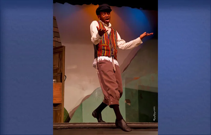 FiddlerOnTheRoof-4.jpg