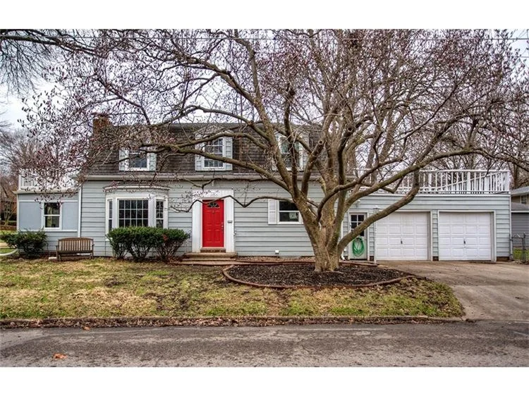 1700 38TH ST Property Stage