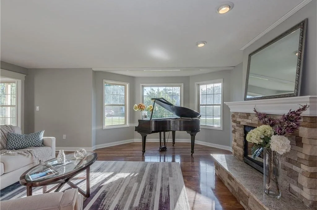 6813 NW 98TH.jpg