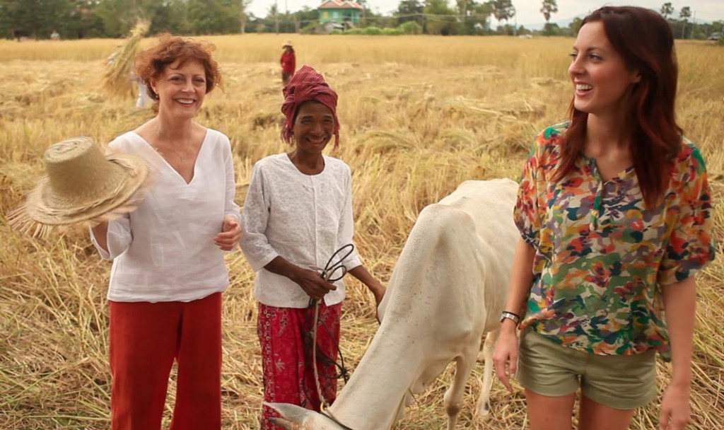 Susan Sarandon and Eva Amurri Martino in Cambodia. © Cause Effect Agency