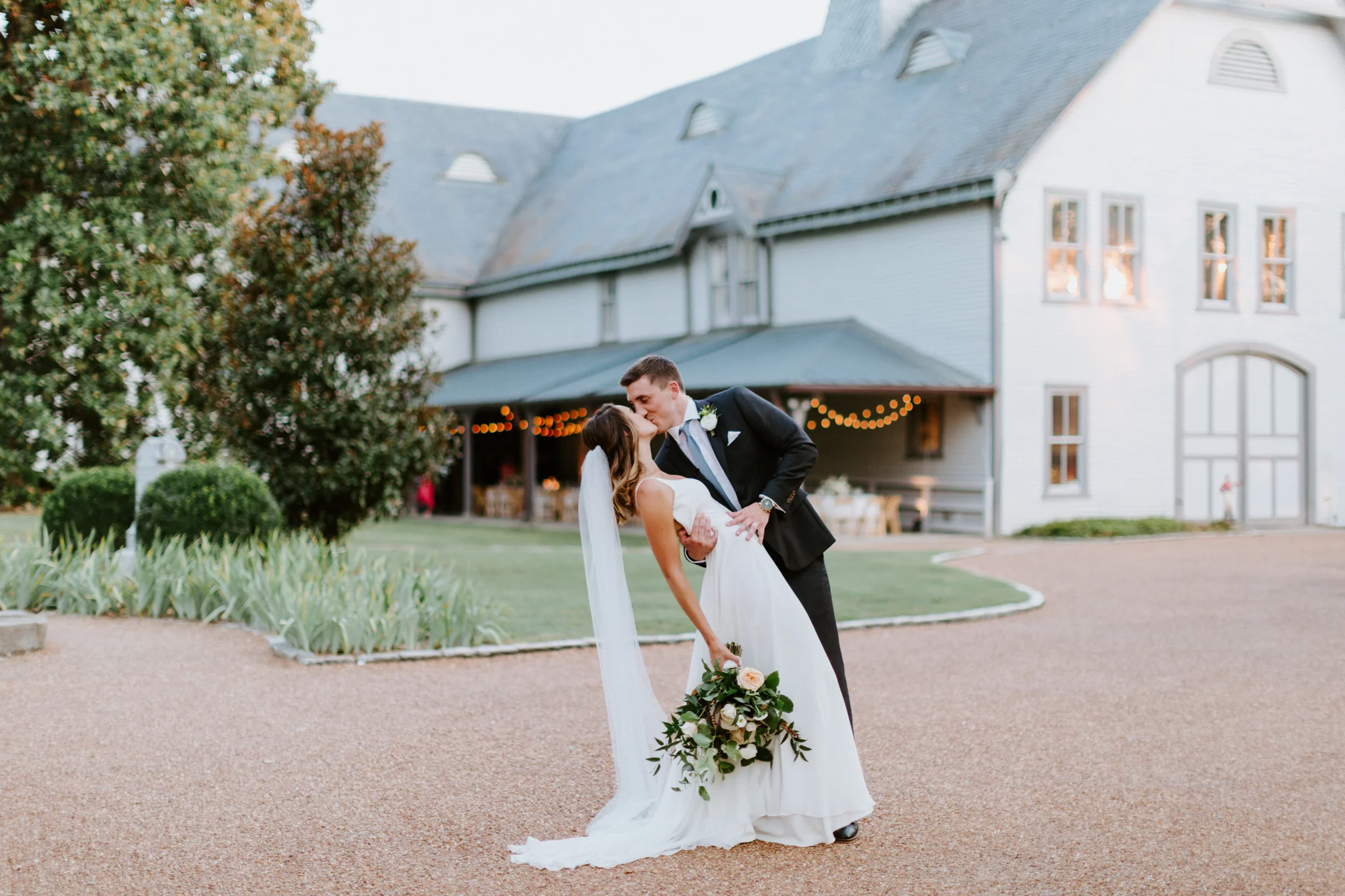 Late Summer Wedding at Belle Meade Plantation in Nashville, TN