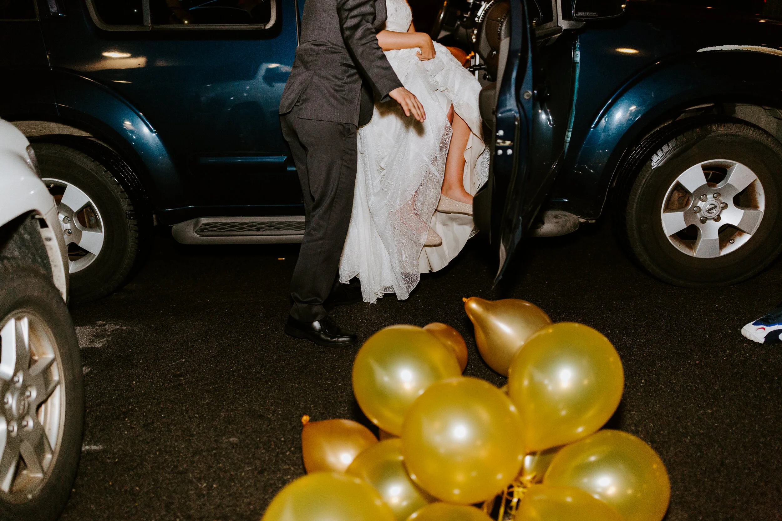Nashville Winter Wedding | Fat Bottom Brewery, NASHVILLE TN