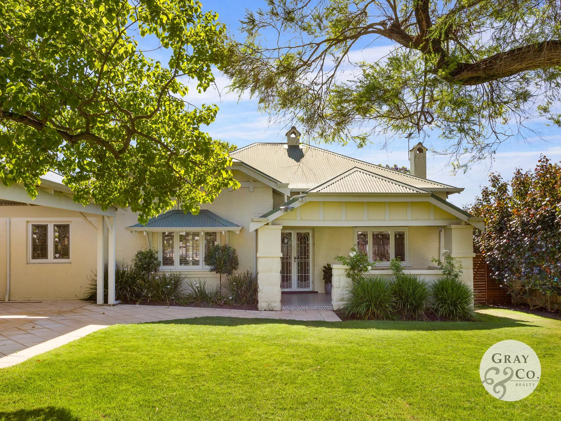 WEBlogo 29 Vincent Street, Nedlands 38.jpg