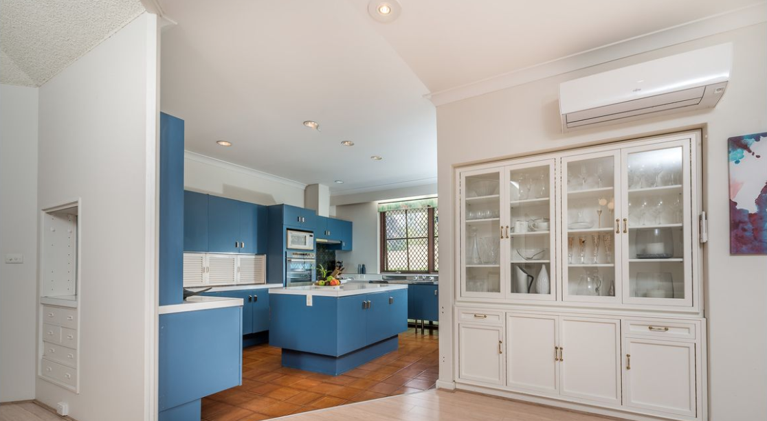 Side Kitchen 2019-05-06 at 2.33.25 pm.png