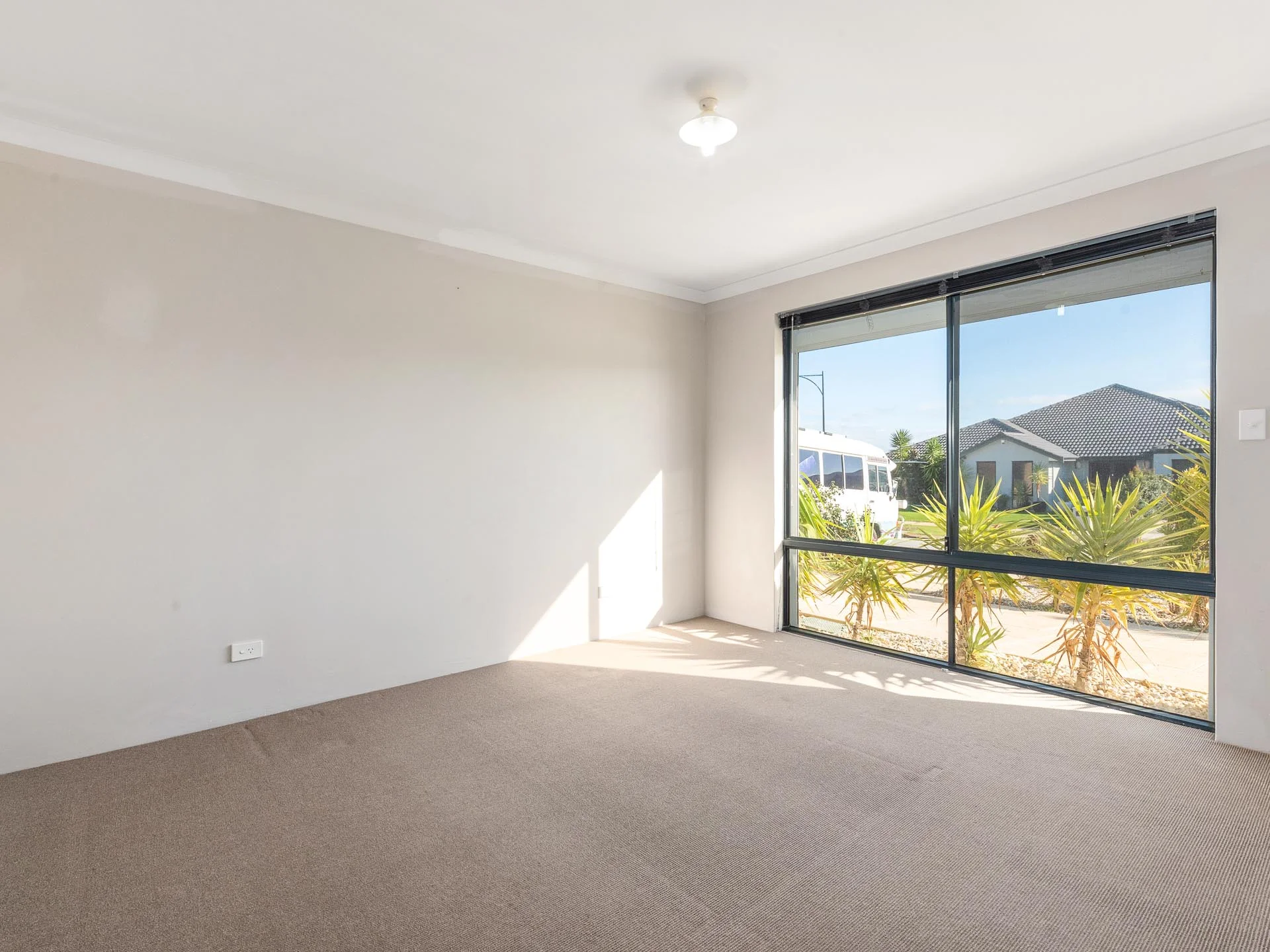 WEB 6 Hillsborough Parkway, Ridgeway 04.jpg