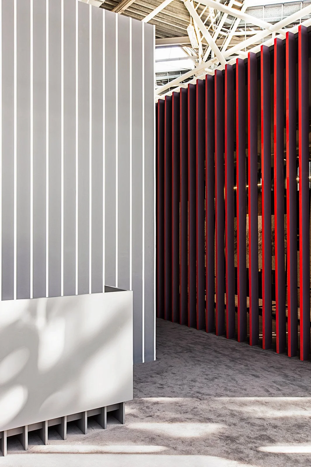 exhibit-framing-royalceramic-cersaie14-01.jpg