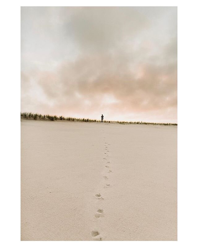 &bull; TRAVEL &bull; we don&rsquo;t always have to travel far to feel like we&rsquo;re in an exotic place ☀️ #dutchcoast
&bull;
&bull;
&bull;
&bull;
#TLPicks #IamATraveler #stayandwander #passionpassport #mytinyatlas #CondeNastTraveller #neverstopexp