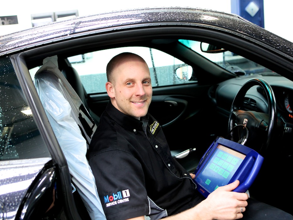 Jonny Harle, Owner Jonny owns and runs Precision Porsche. Jonny’s enthusiasm for all things Porsche started back in 2001 when he started working for one of the UK’s leading Porsche Independents, and the rest is history.