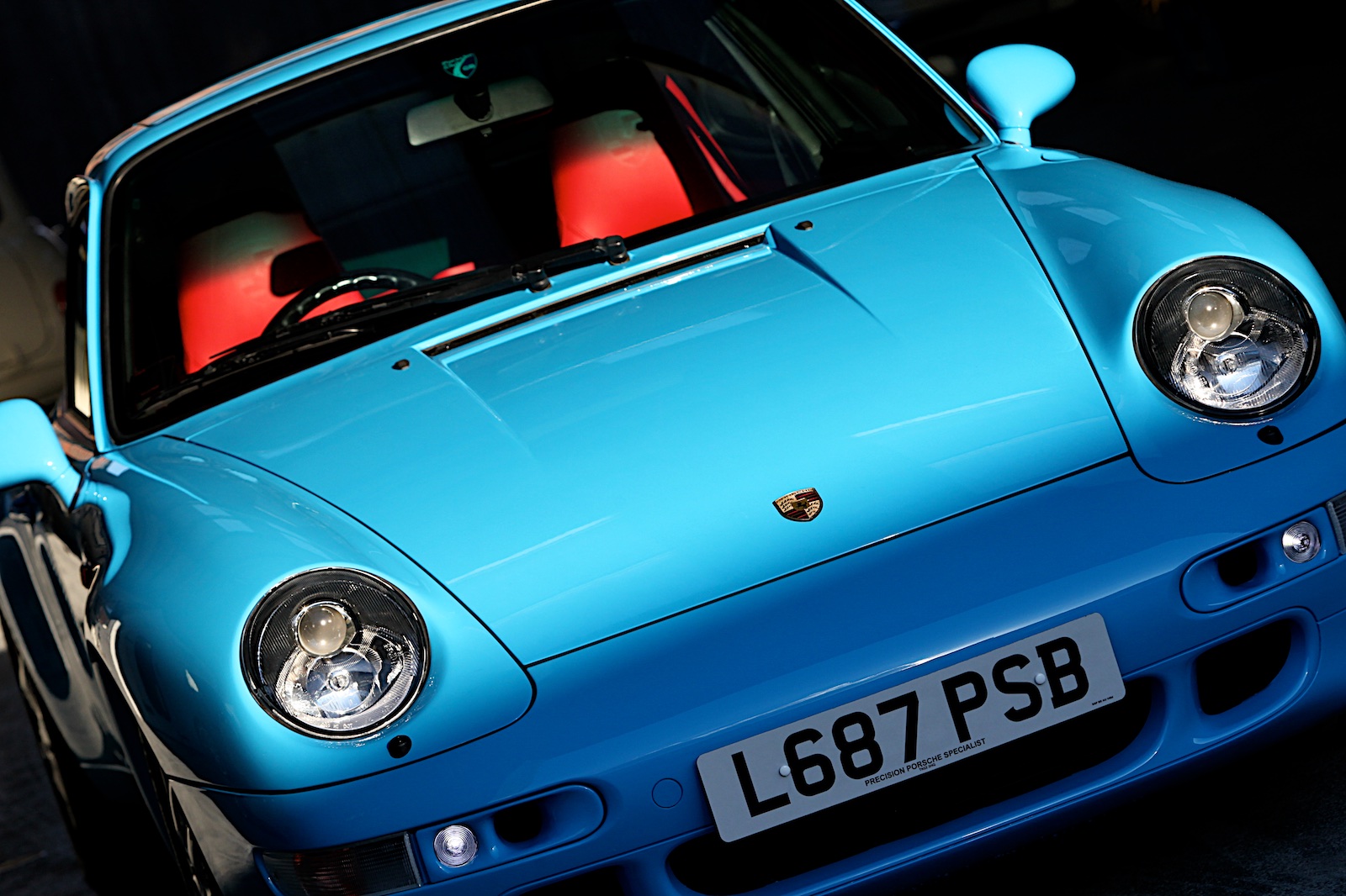 Porsche 993 Riviera Blue Coupe