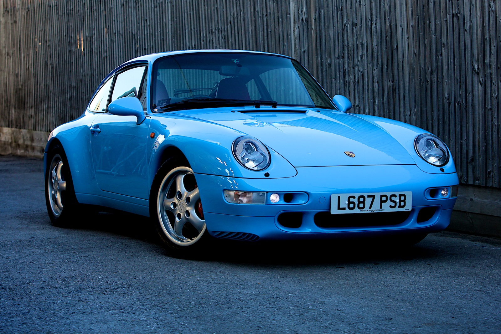 Resprayed Porsche 993 Riviera Blue Coupe